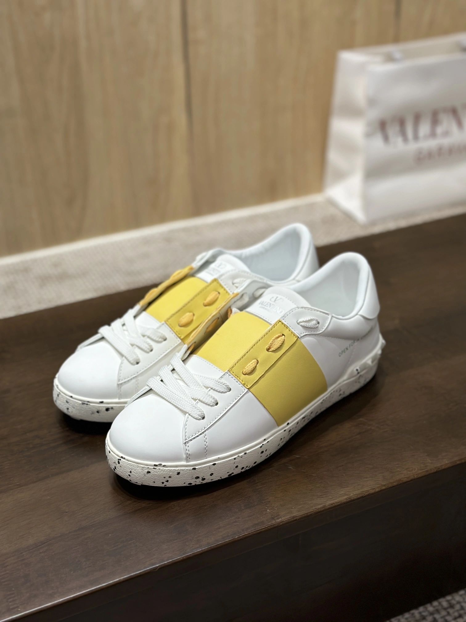 OOBB-- XW2S0781PUDX55 cowhide item: D-X158B2382