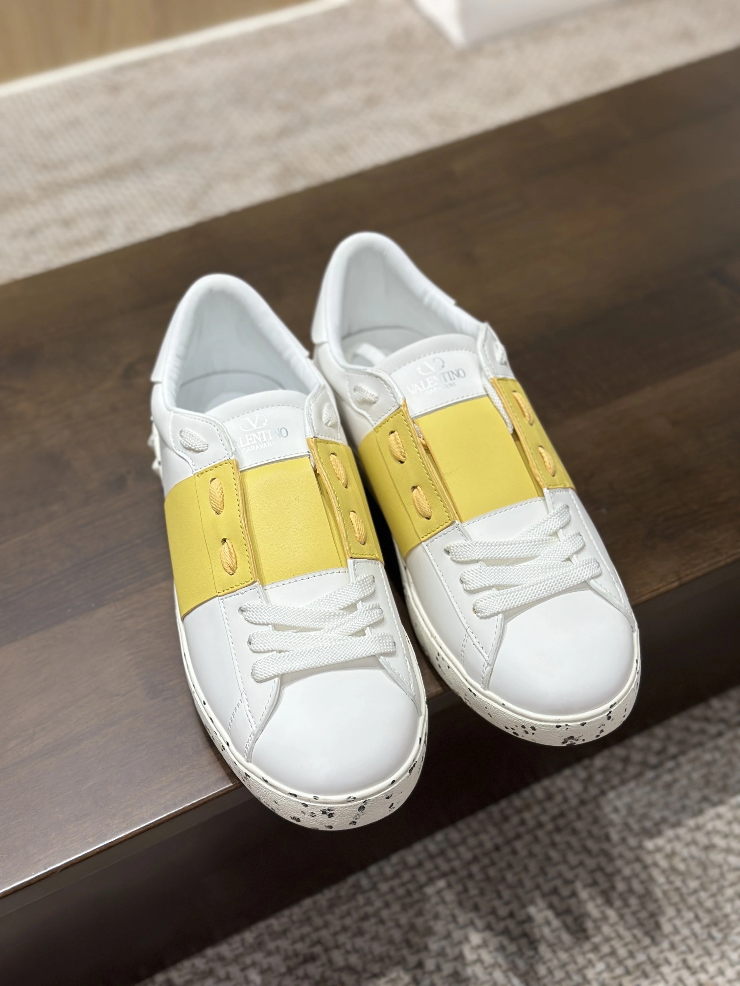 OOBB-- XW2S0781PUDX55 cowhide item: D-X158B2382
