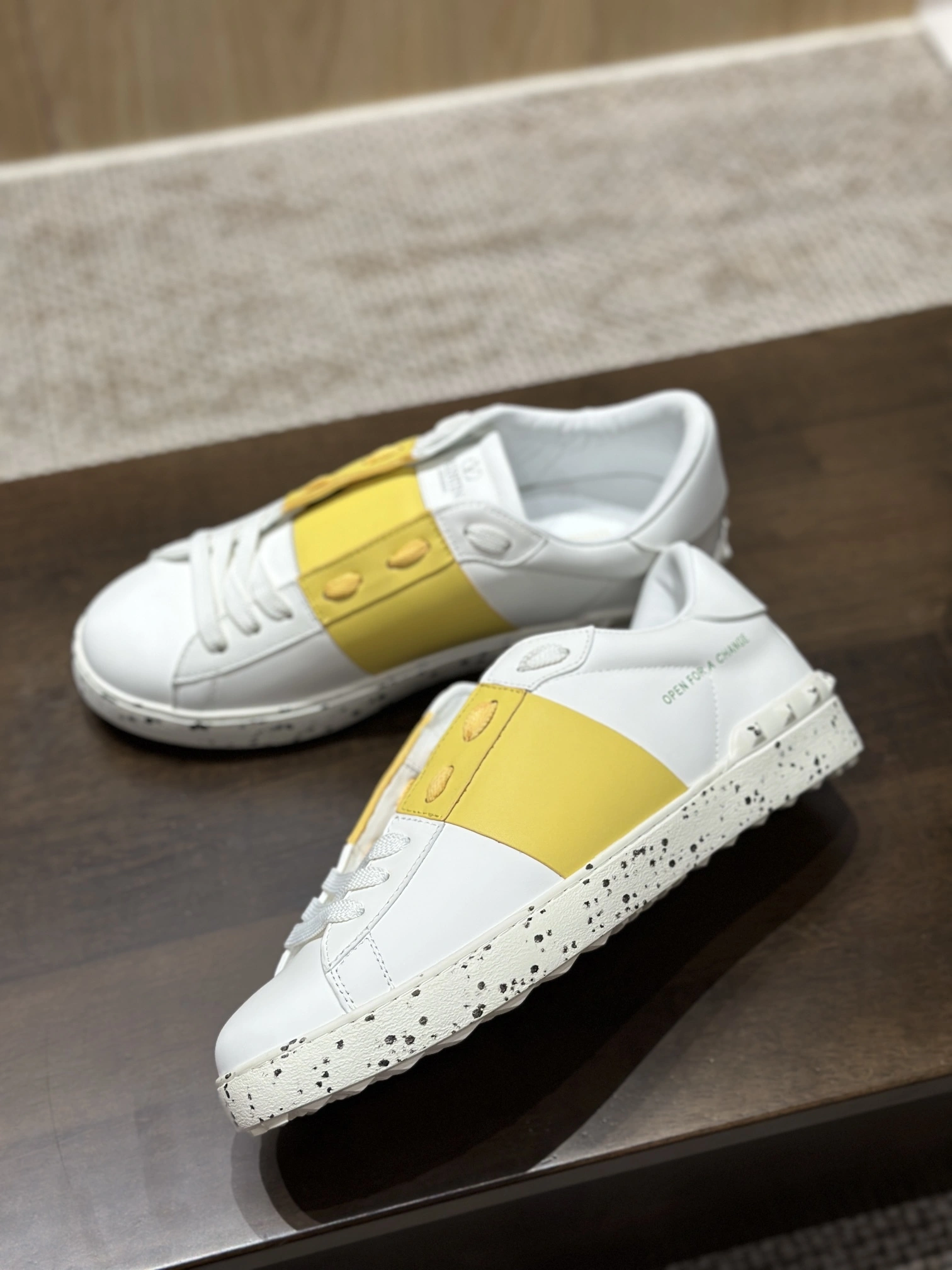 OOBB-- XW2S0781PUDX55 cowhide item: D-X158B2382