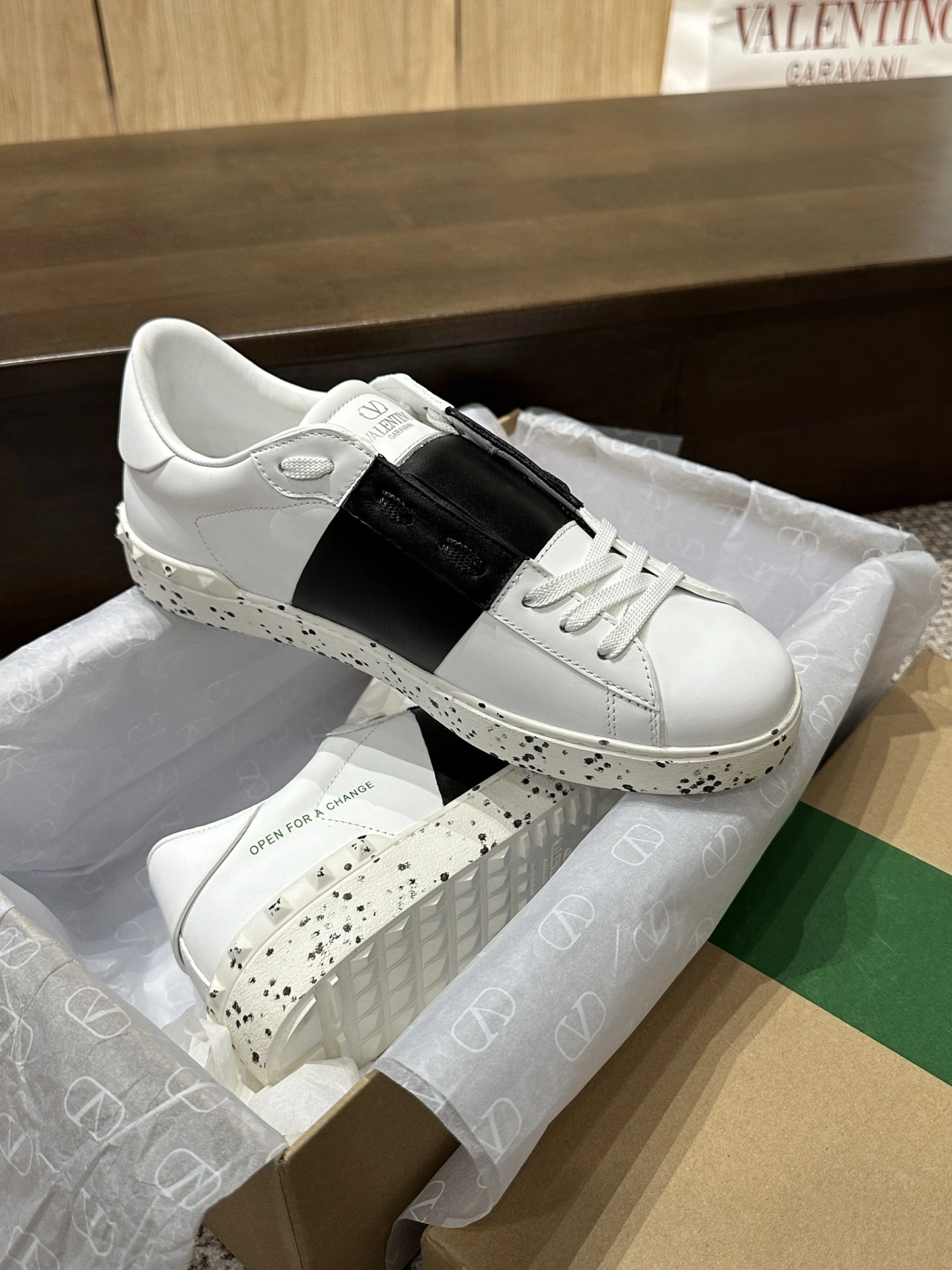 OOBB-- XY2S0830PUDA01 cowhide item: D-X158B2385