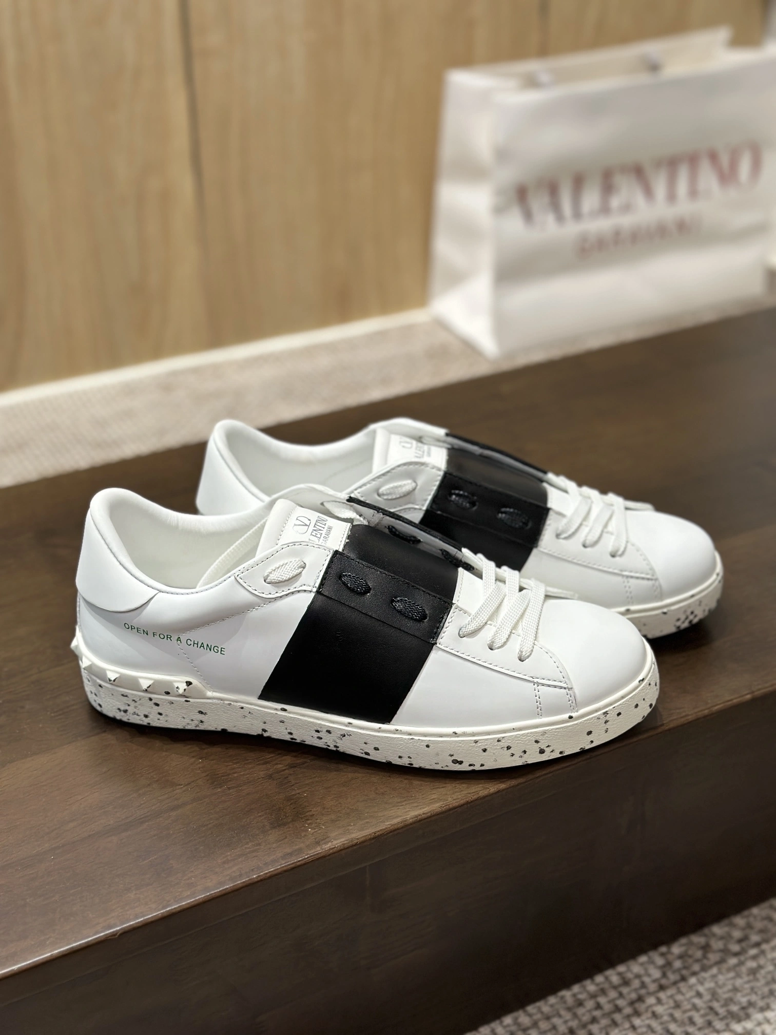 OOBB-- XY2S0830PUDA01 cowhide item: D-X158B2385