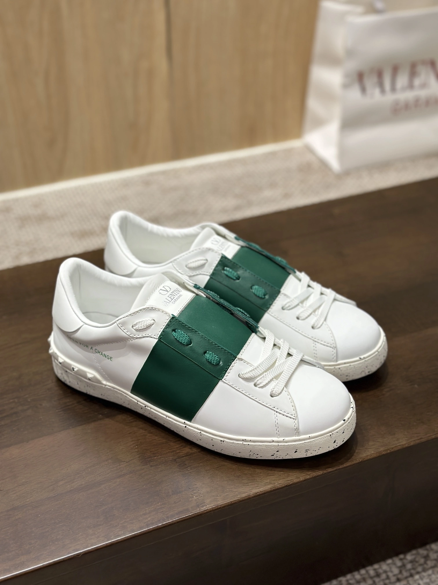 OOBB-- XY2S0830PUDM06 cowhide item: D-X158B2383