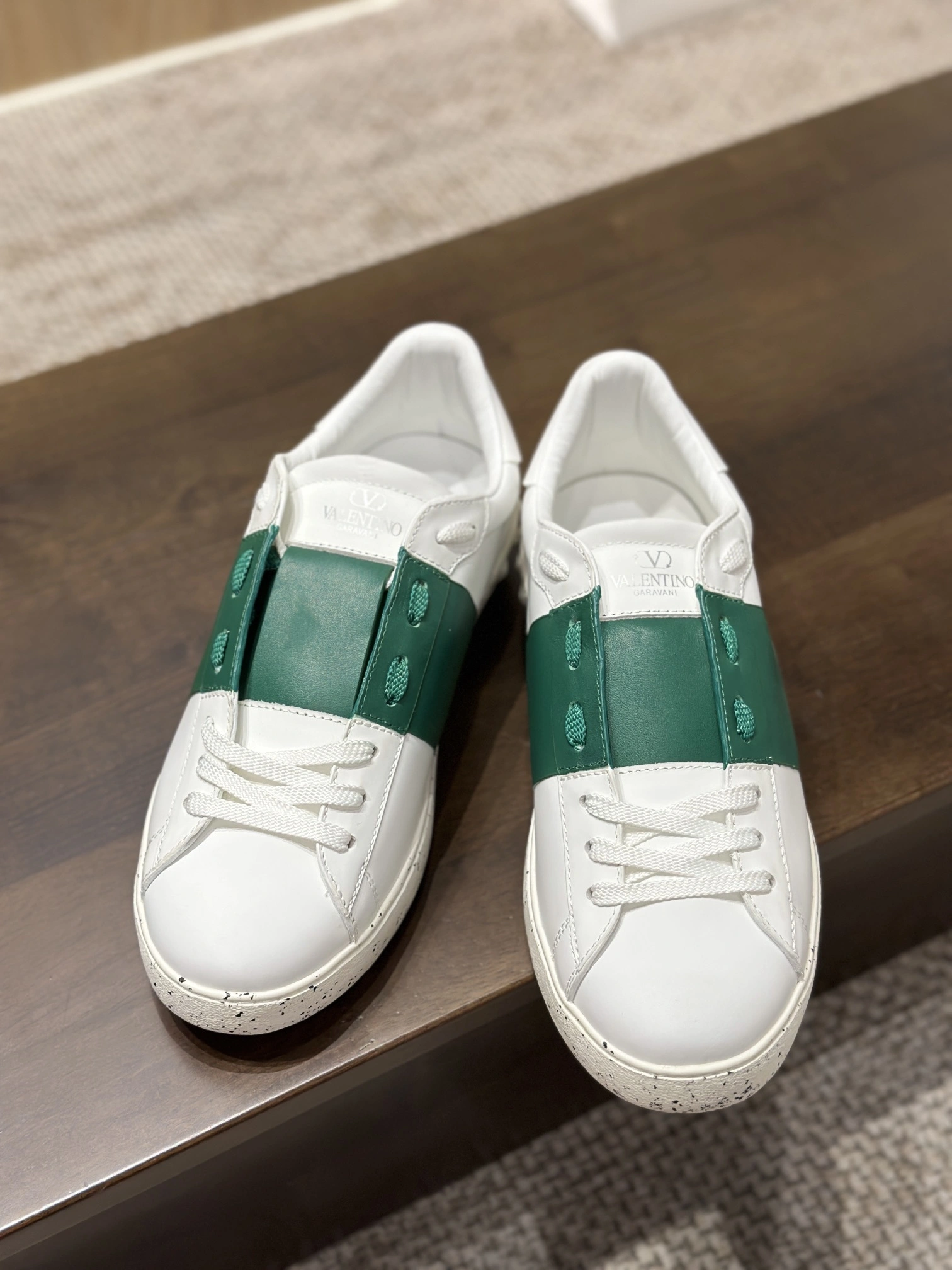 OOBB-- XY2S0830PUDM06 cowhide item: D-X158B2383
