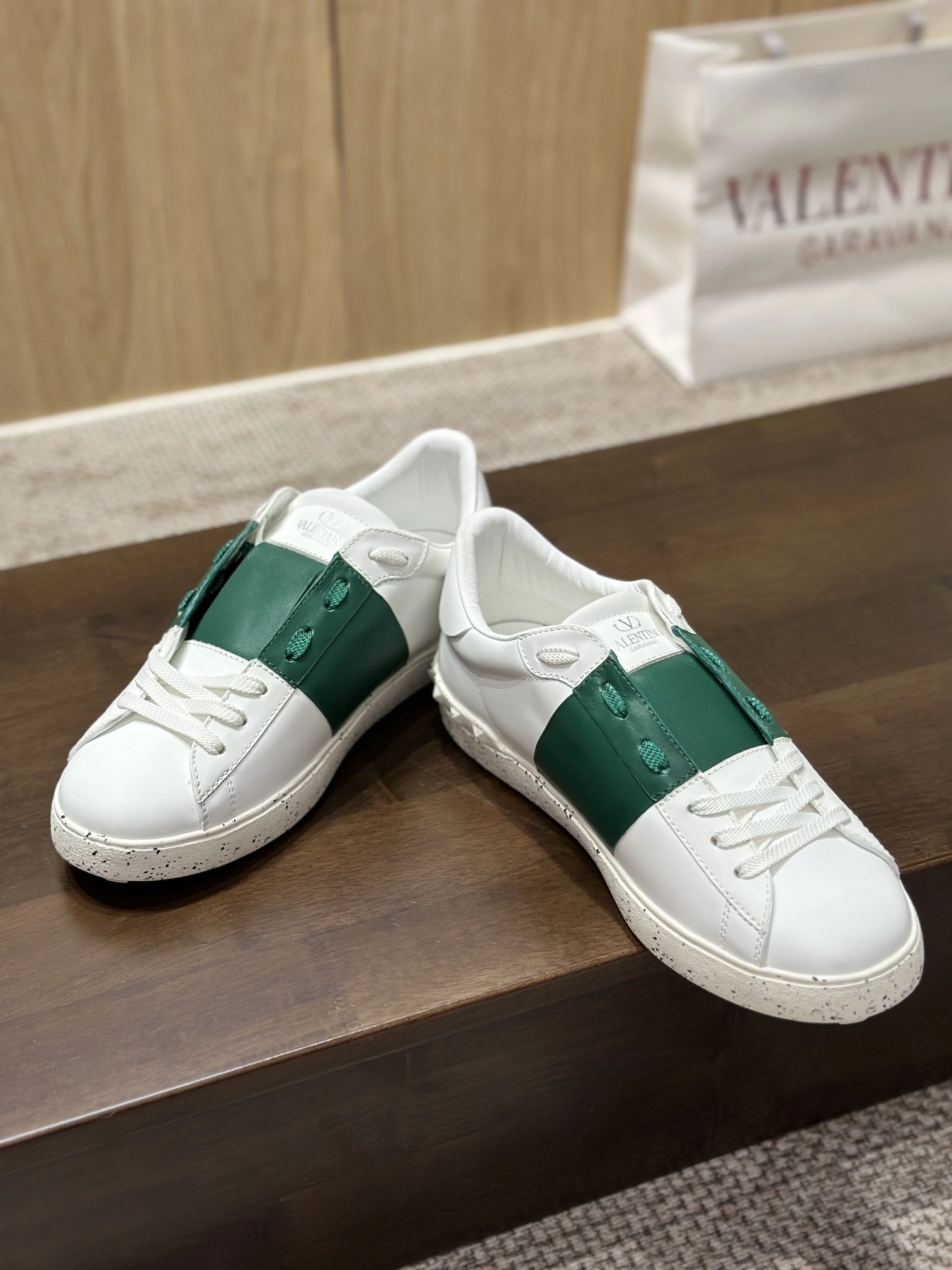 OOBB-- XY2S0830PUDM06 cowhide item: D-X158B2383