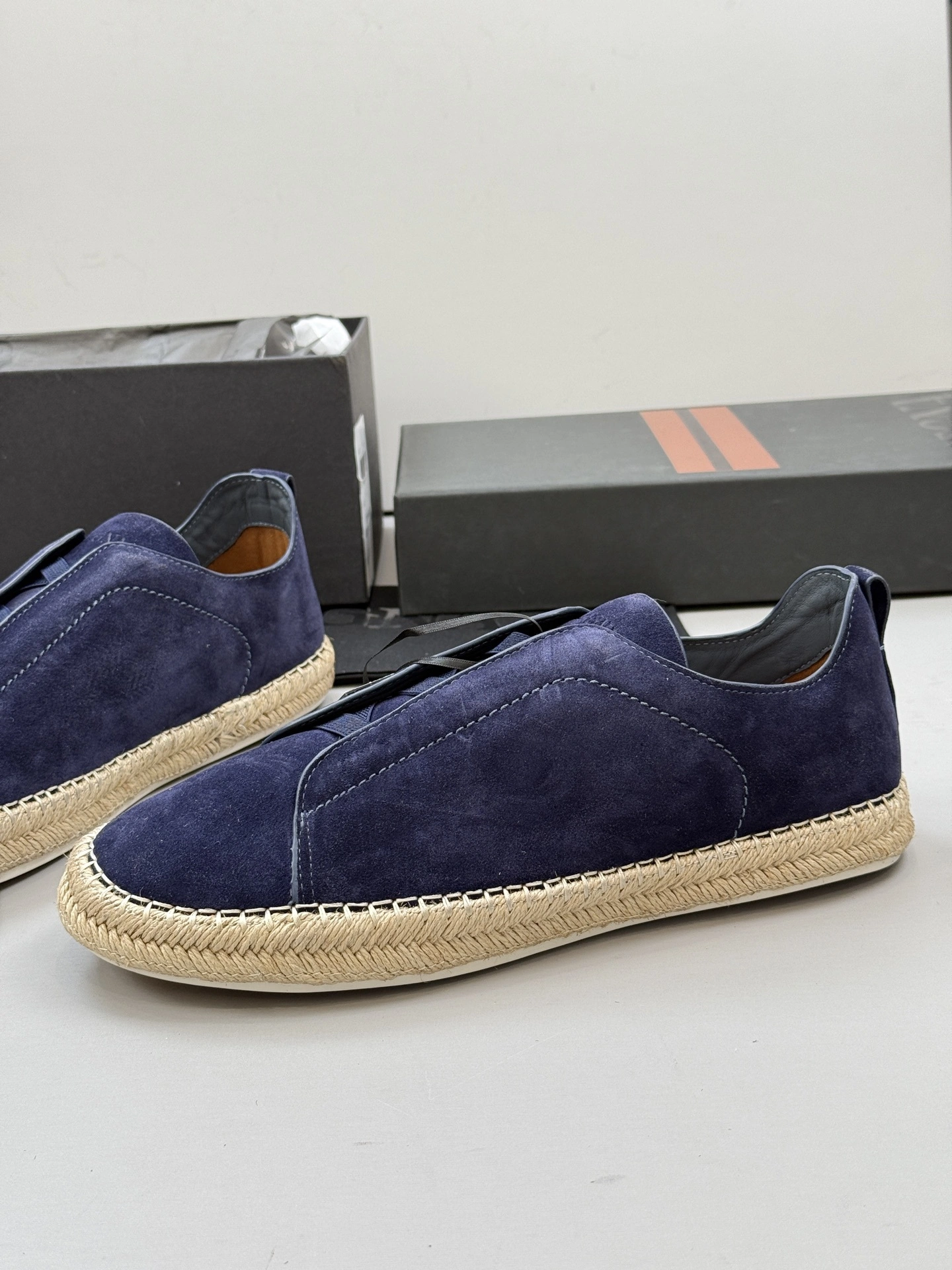 OOBB-- Z5691 LHCSR-S5970Z-ICH Calfskin cowhide item:E-X000I0537