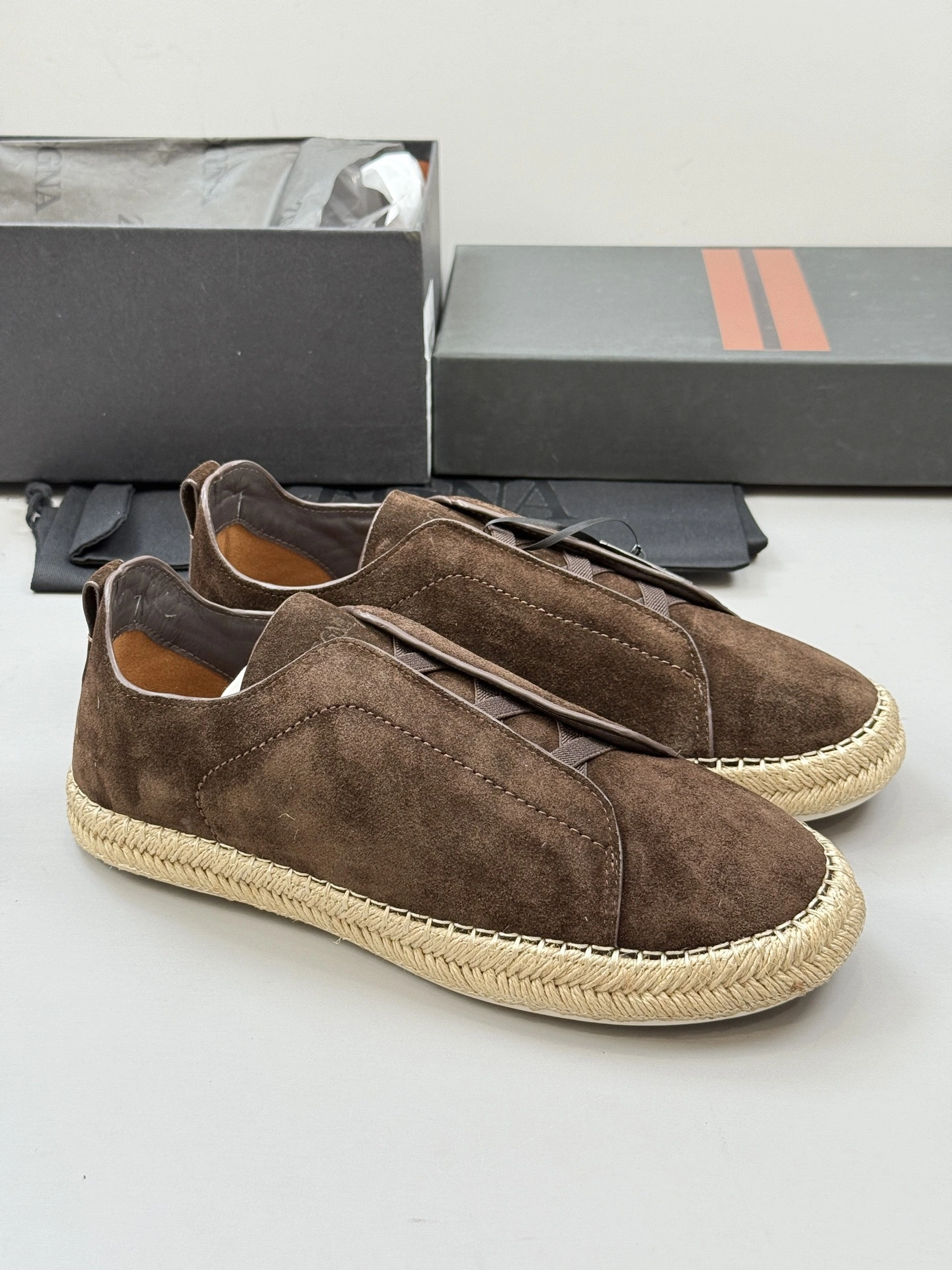 OOBB-- Z5691 LHCSR-S5970Z-TDM Calfskin cowhide item:E-X000I0535