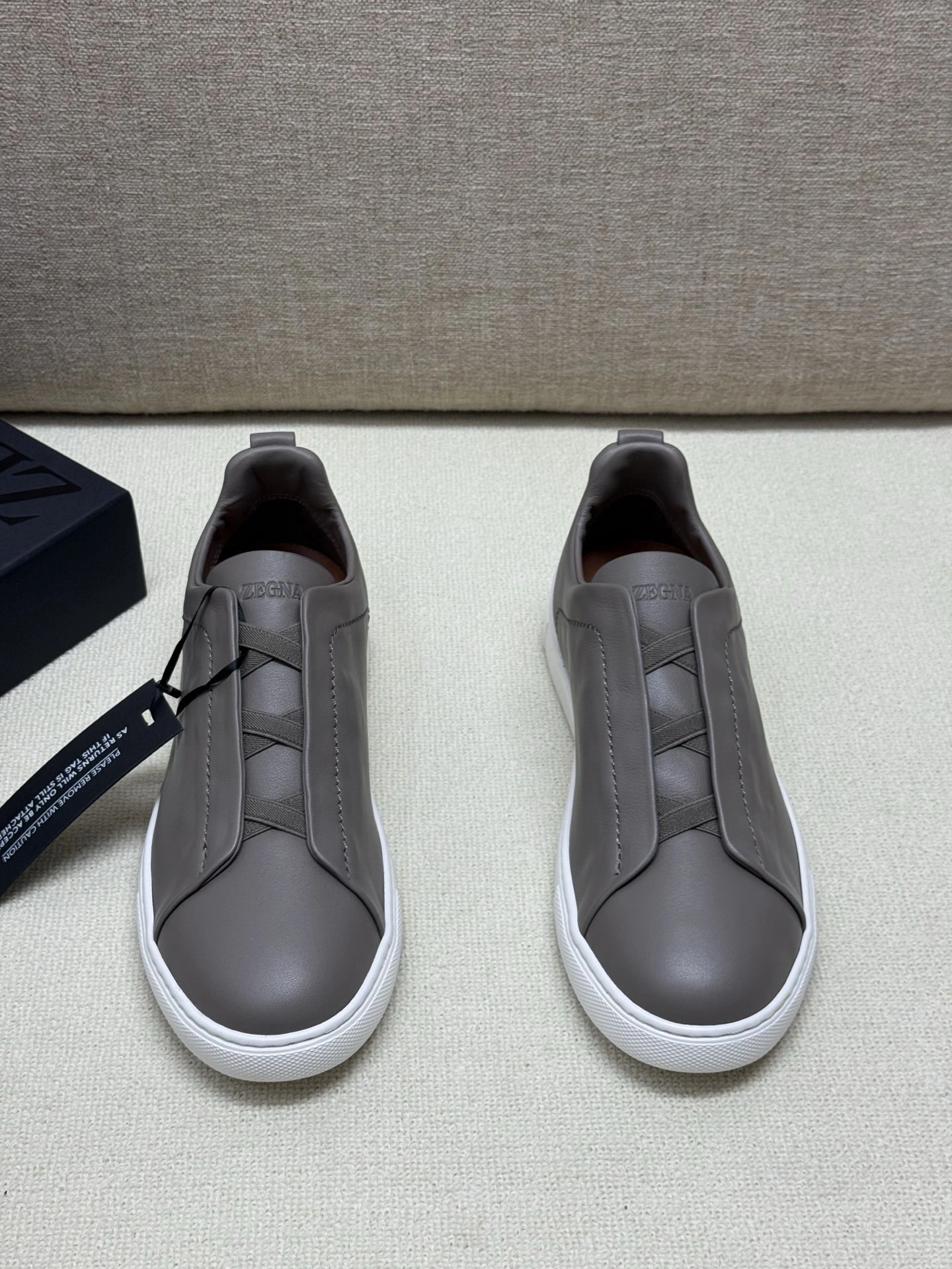 OOBB-- Z5691 LHCVO-S4667Z-CSR TRIPLE STITCH™ SECONDSKIN Calfskin item:E-X000I0538