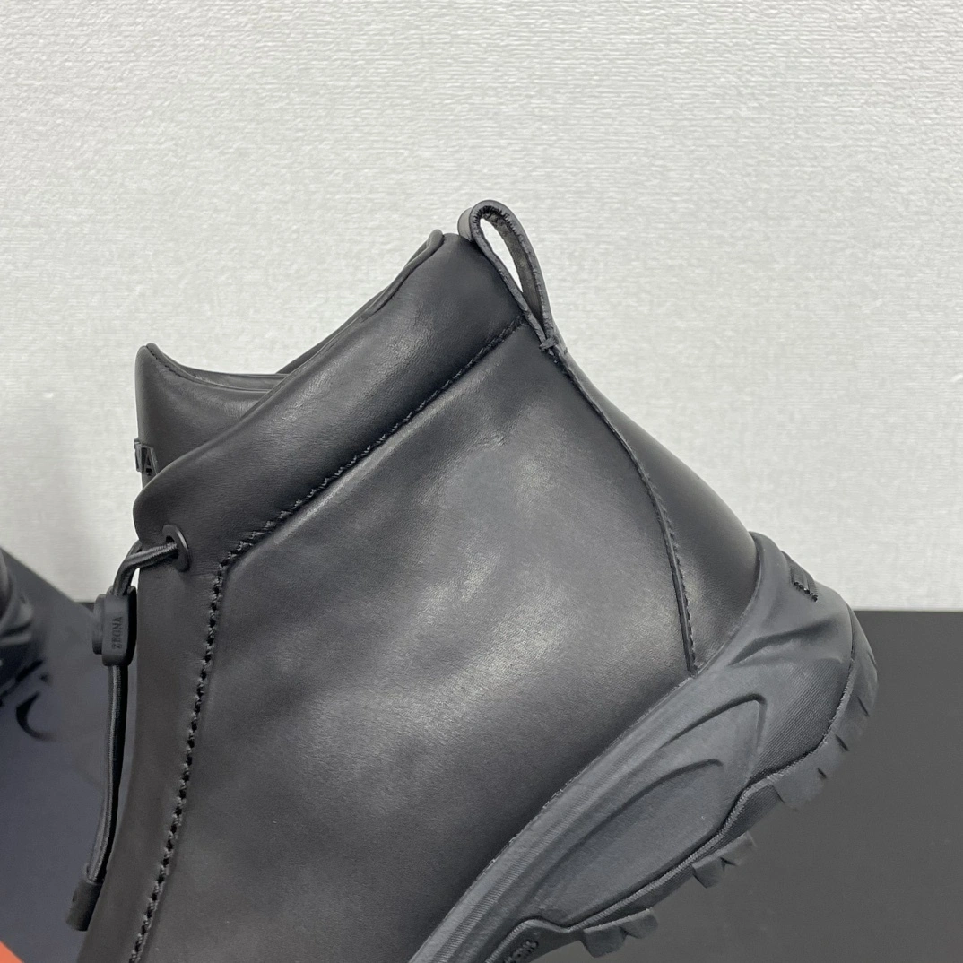 OOBB-- Z5691 LHMON-S5835Z-NEE Calfskin item:E-X000J0929