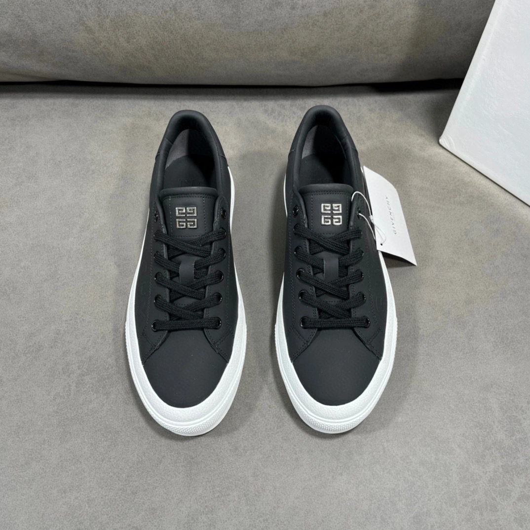 OOBB-- cowhide CITY item:B-X032G0609L