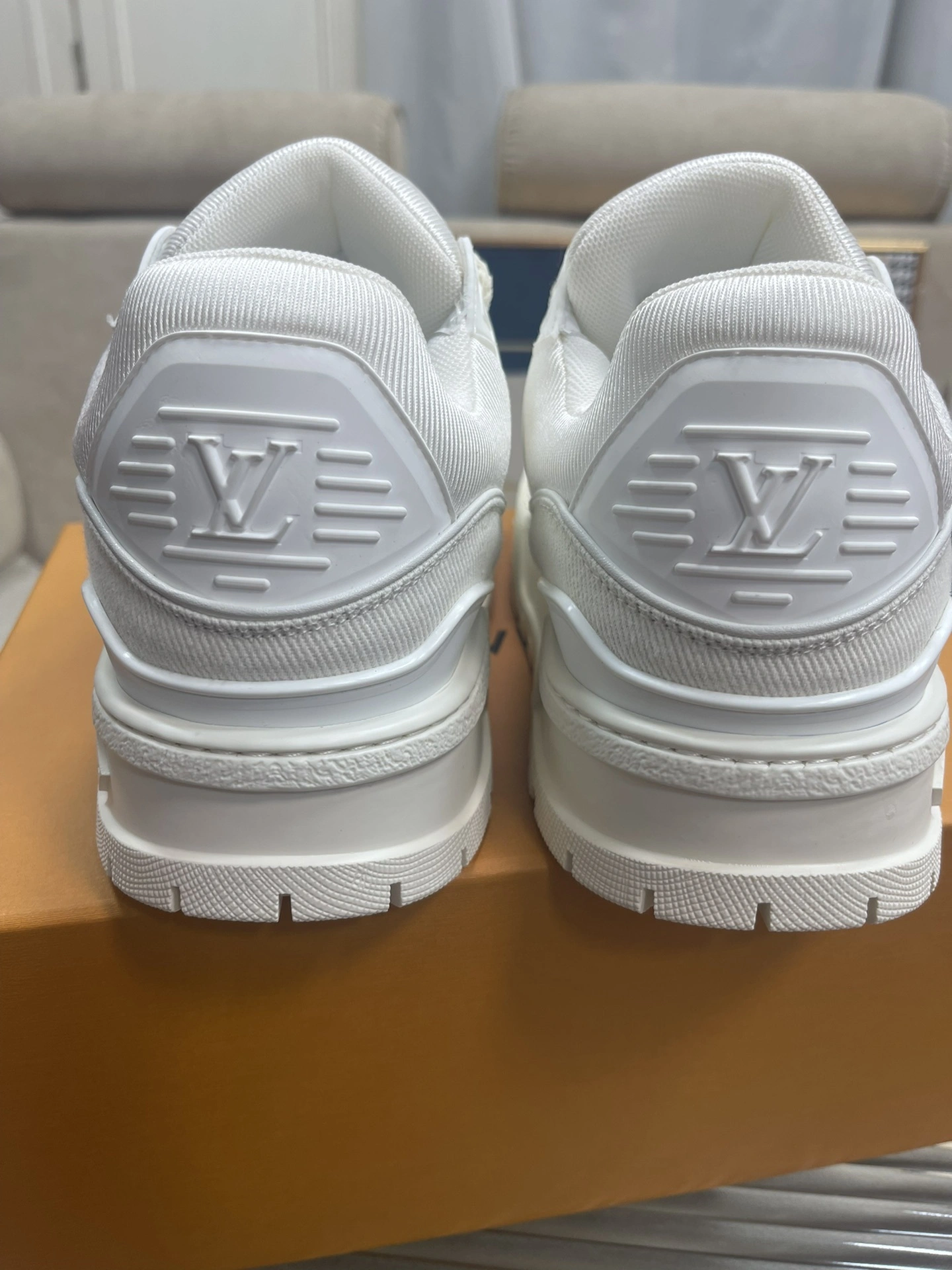 OOBB-- item:C-X000G2024Y