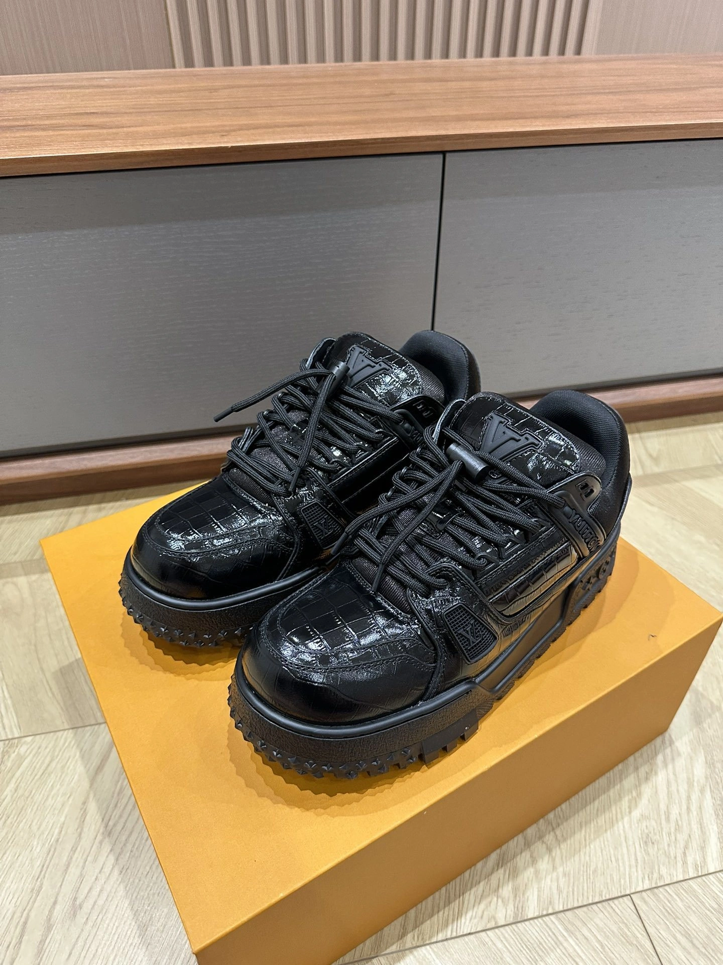 OOBB-- item:C-X003H1009Y