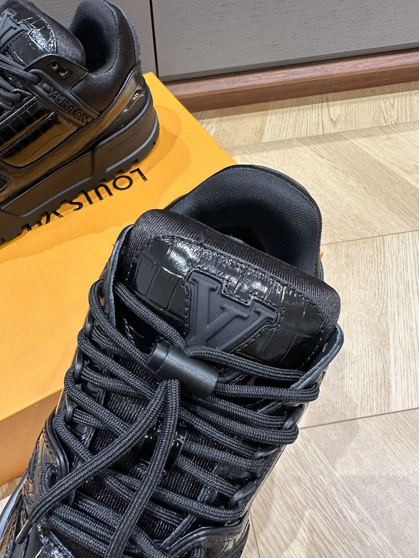 OOBB-- item:C-X003H1009Y
