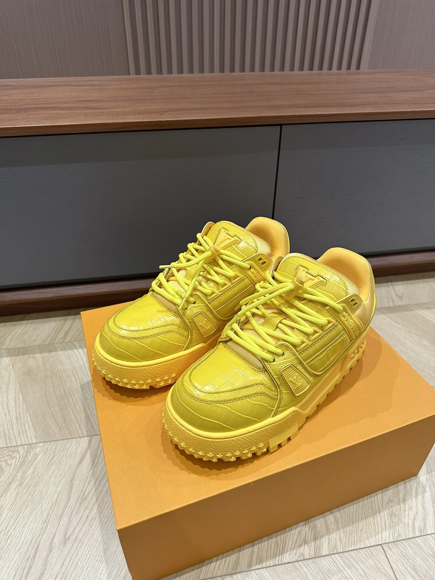 OOBB-- item:C-X003H1010Y