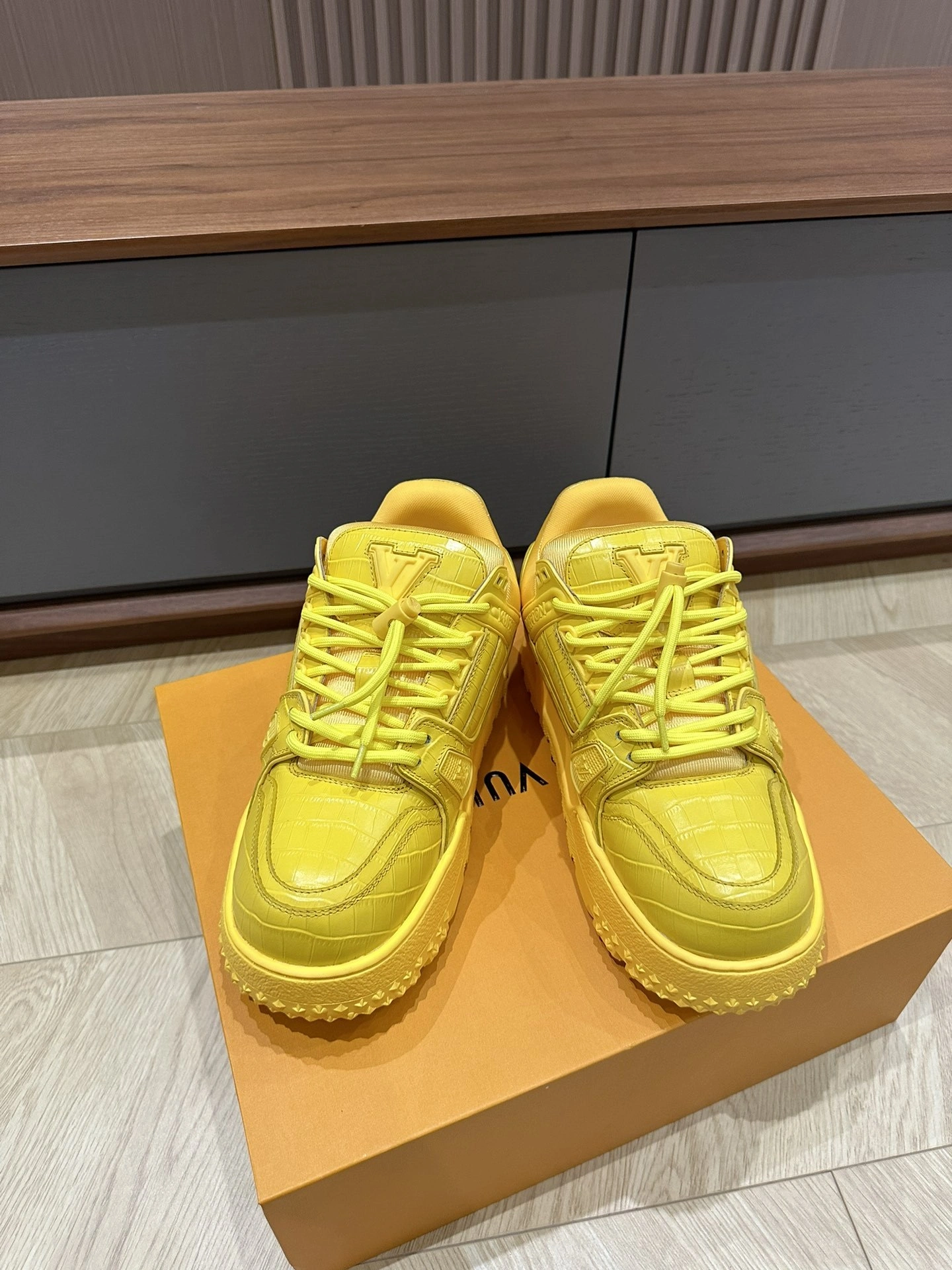 OOBB-- item:C-X003H1010Y