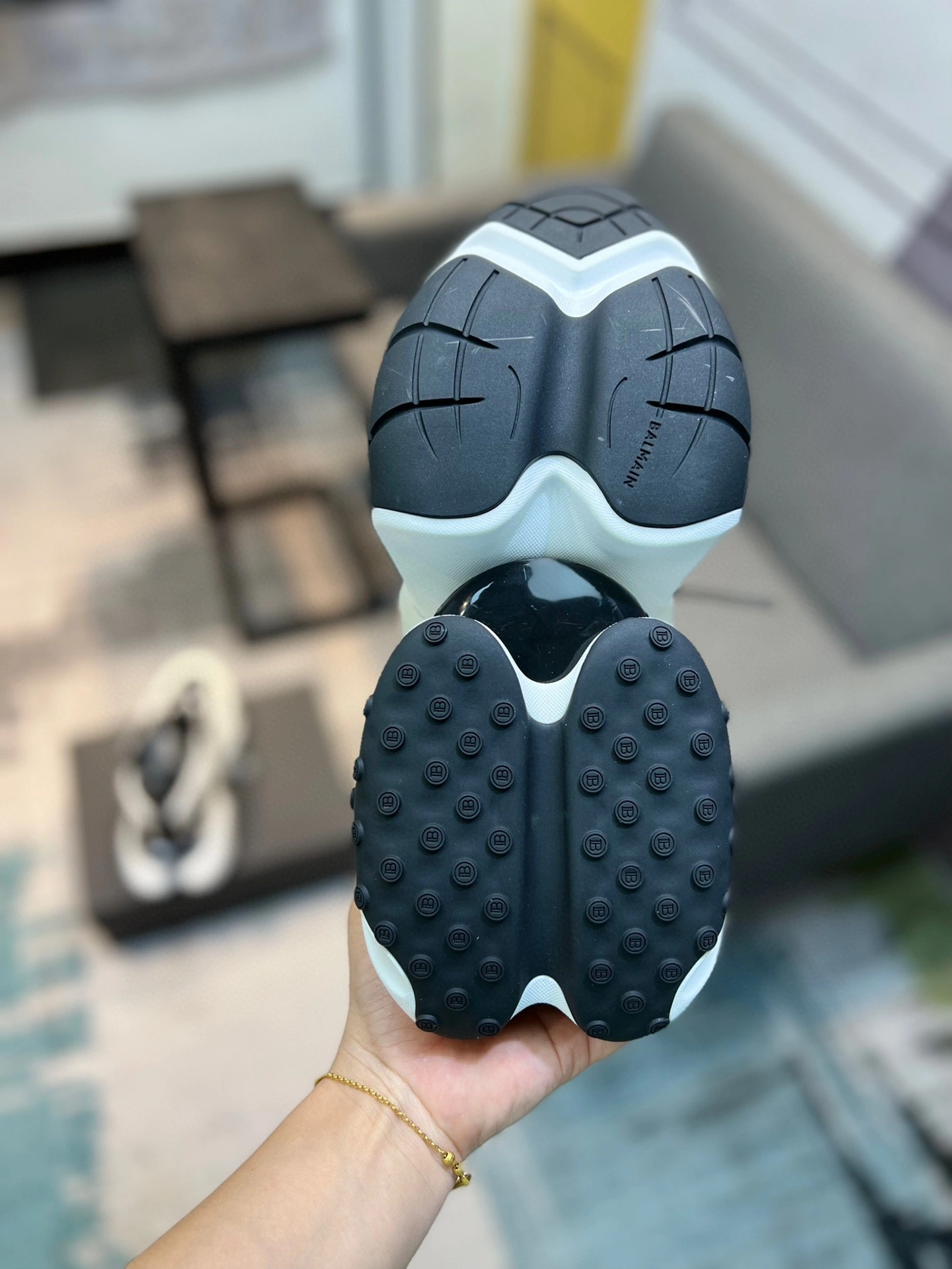 OOBB-- item:C-X158F0607Y