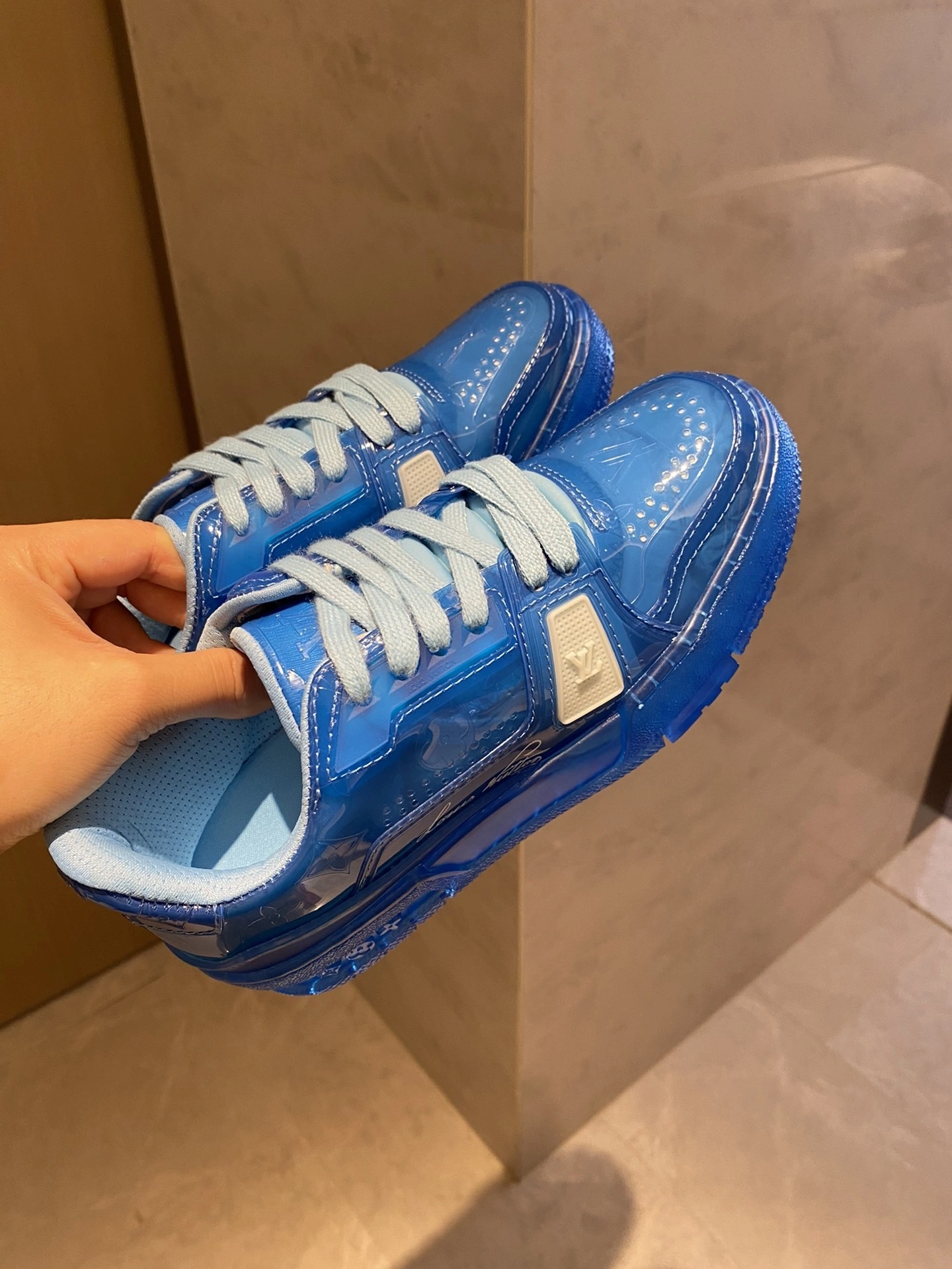 OOBB- 1A8KK4 high quality version Trainer item:B-X000G2027H