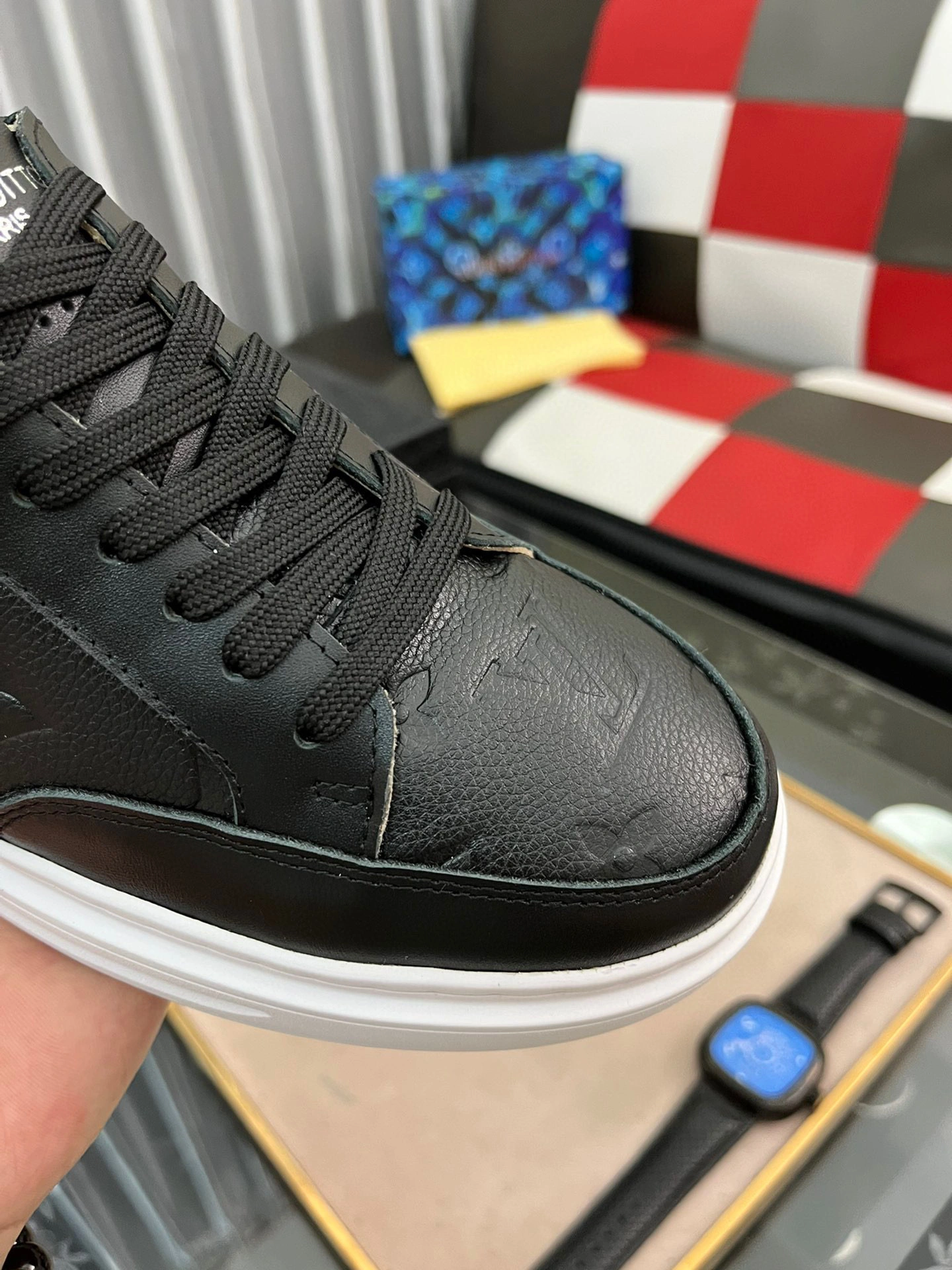 OOBB--1A8V42 item:B-X297E0752L