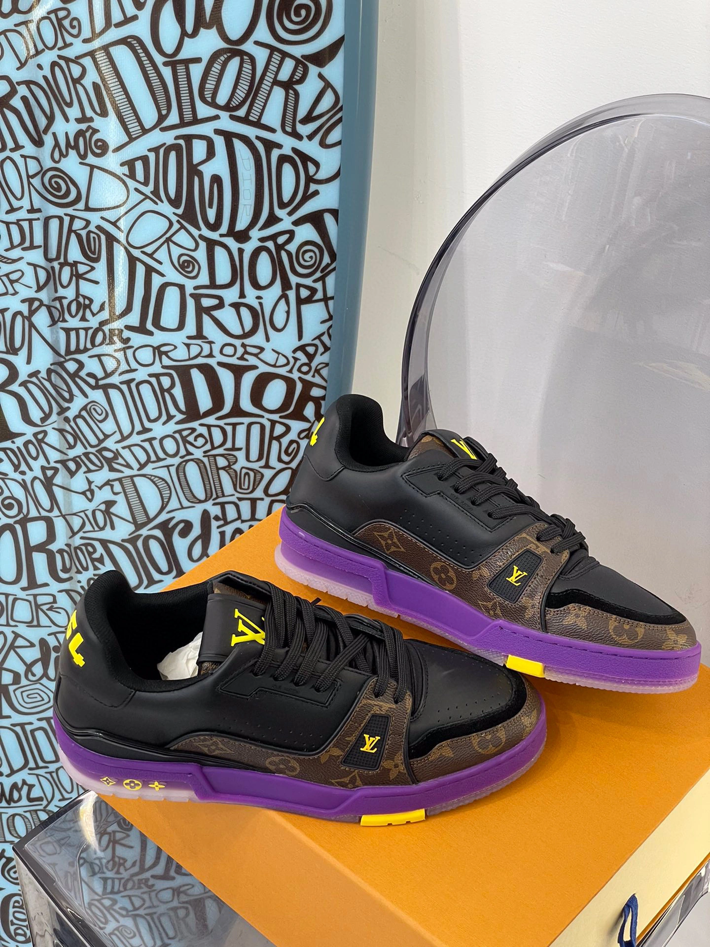 OOBB--1A8WJ5 item:B-X230E0745L