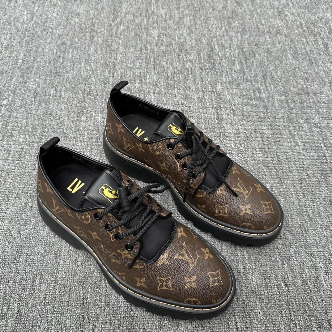 OOBB- 1A904B Monogram item: D-X158B2315