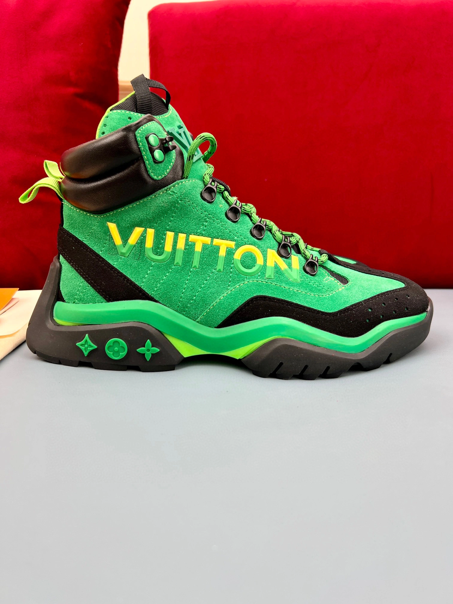 OOBB- 1A993E MILLENIUM item:B-X430L2008