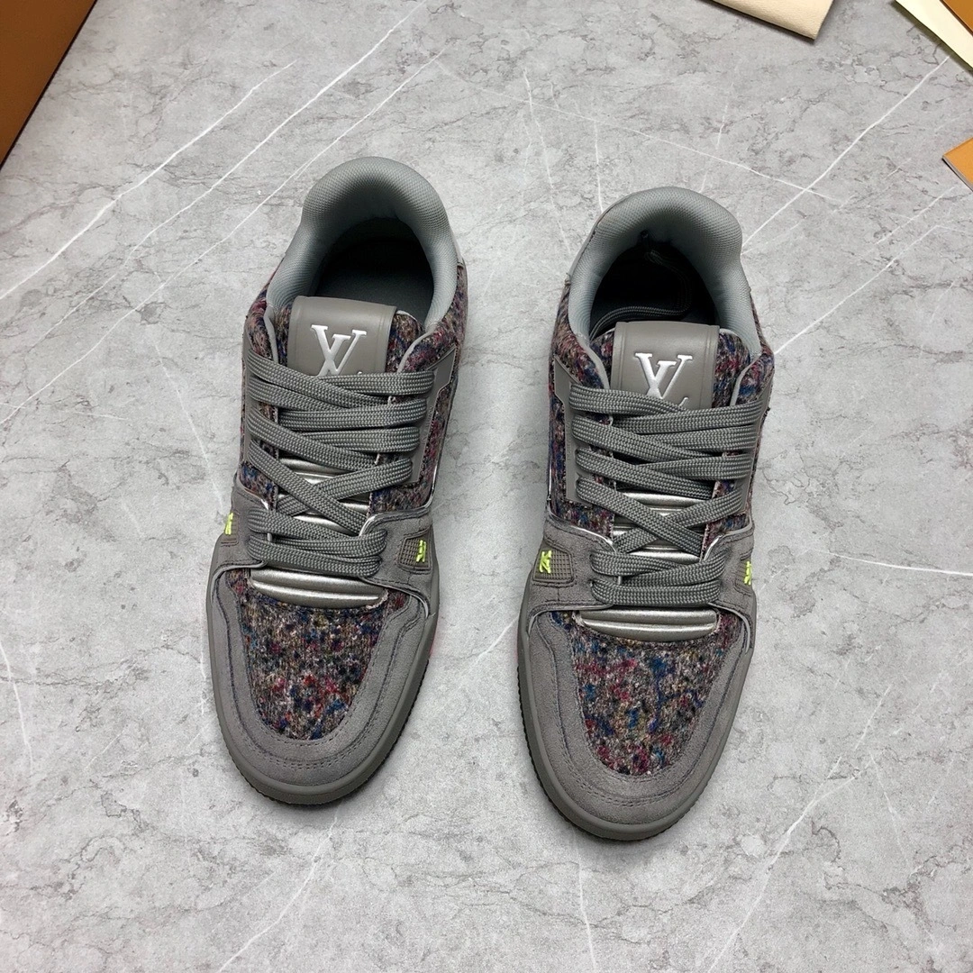 OOBB- 1A998B Trainer item:B-X185E2631