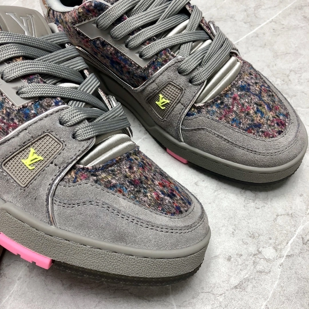 OOBB- 1A998B Trainer item:B-X185E2631