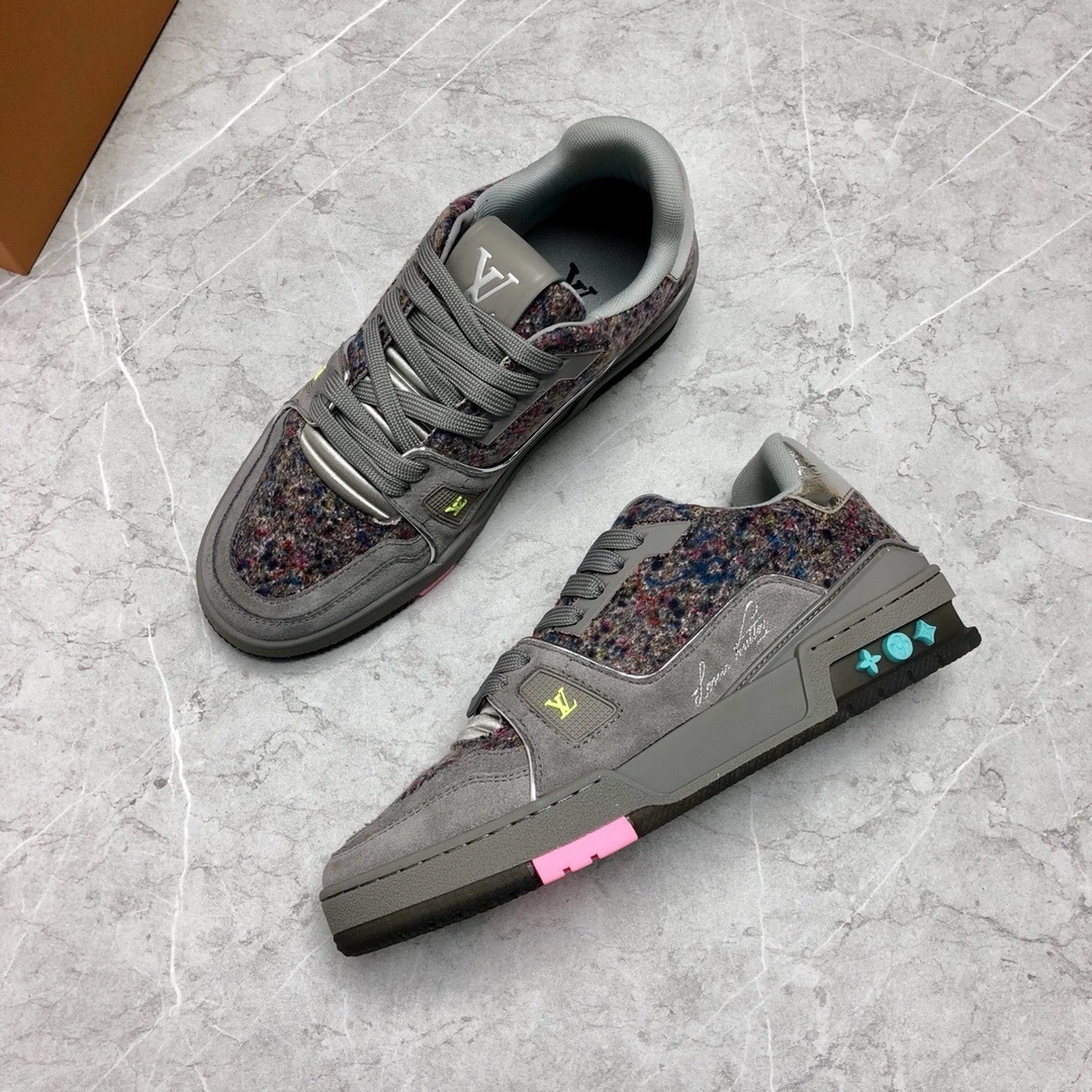 OOBB- 1A998B Trainer item:B-X185E2631