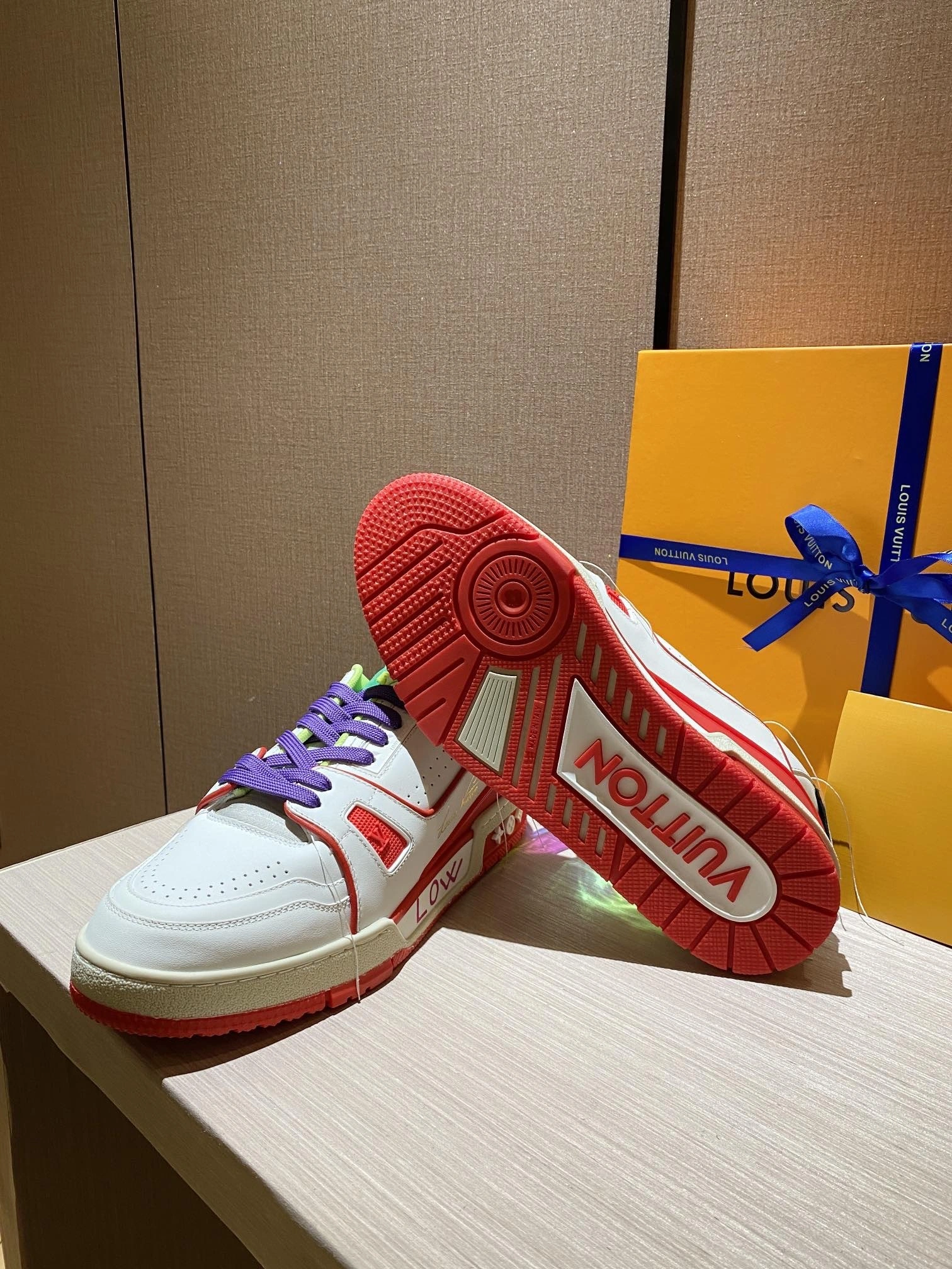 OOBB- 1A9D9N Trainer item:B-X315D14H-28