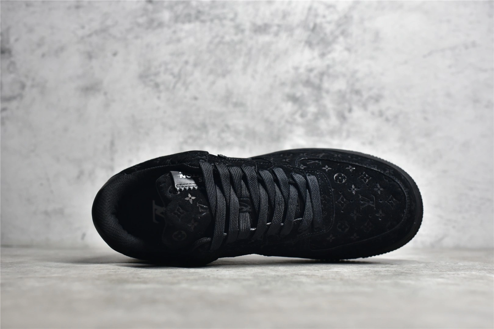 OOBB- 1A9VD7 Low item:B-X575I1501H