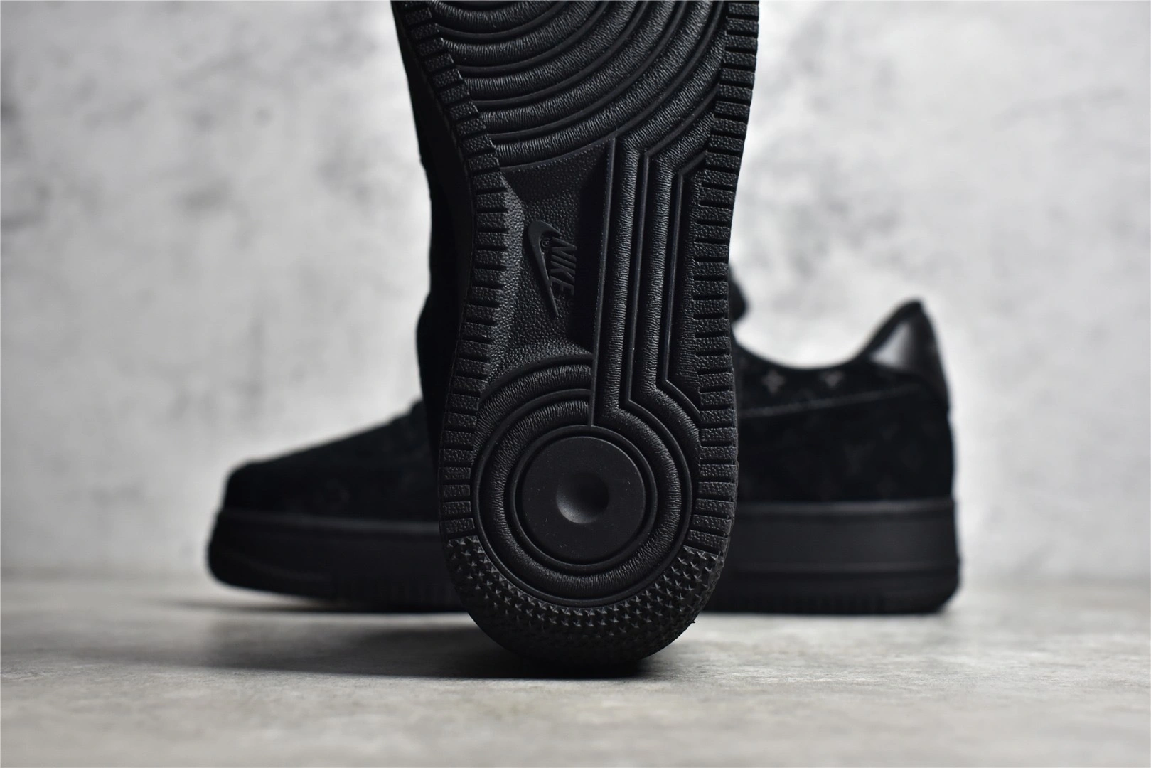 OOBB- 1A9VD7 Low item:B-X575I1501H