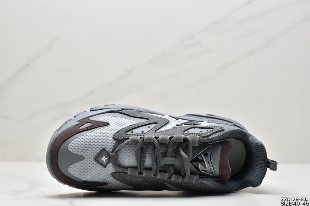 OOBB- 1AA2VX Runner Tatic item:B-X000H2031H