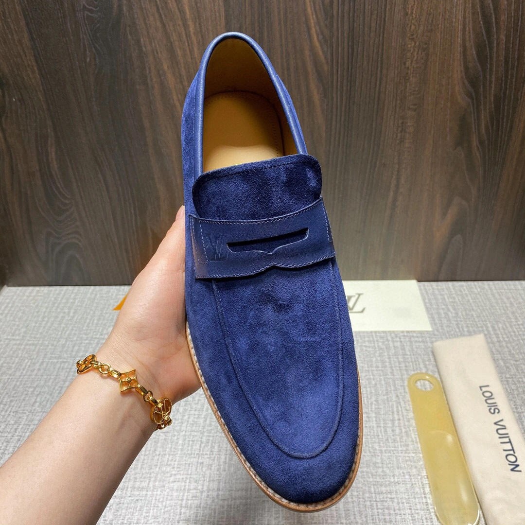 OOBB- 1AACGD SAINT GERMAIN Calfskin item: B-X158L1332A