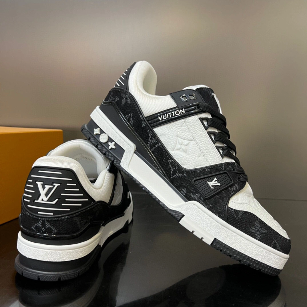 OOBB- 1AAVUN TRAINER Calfskin item: B-X158L1334A
