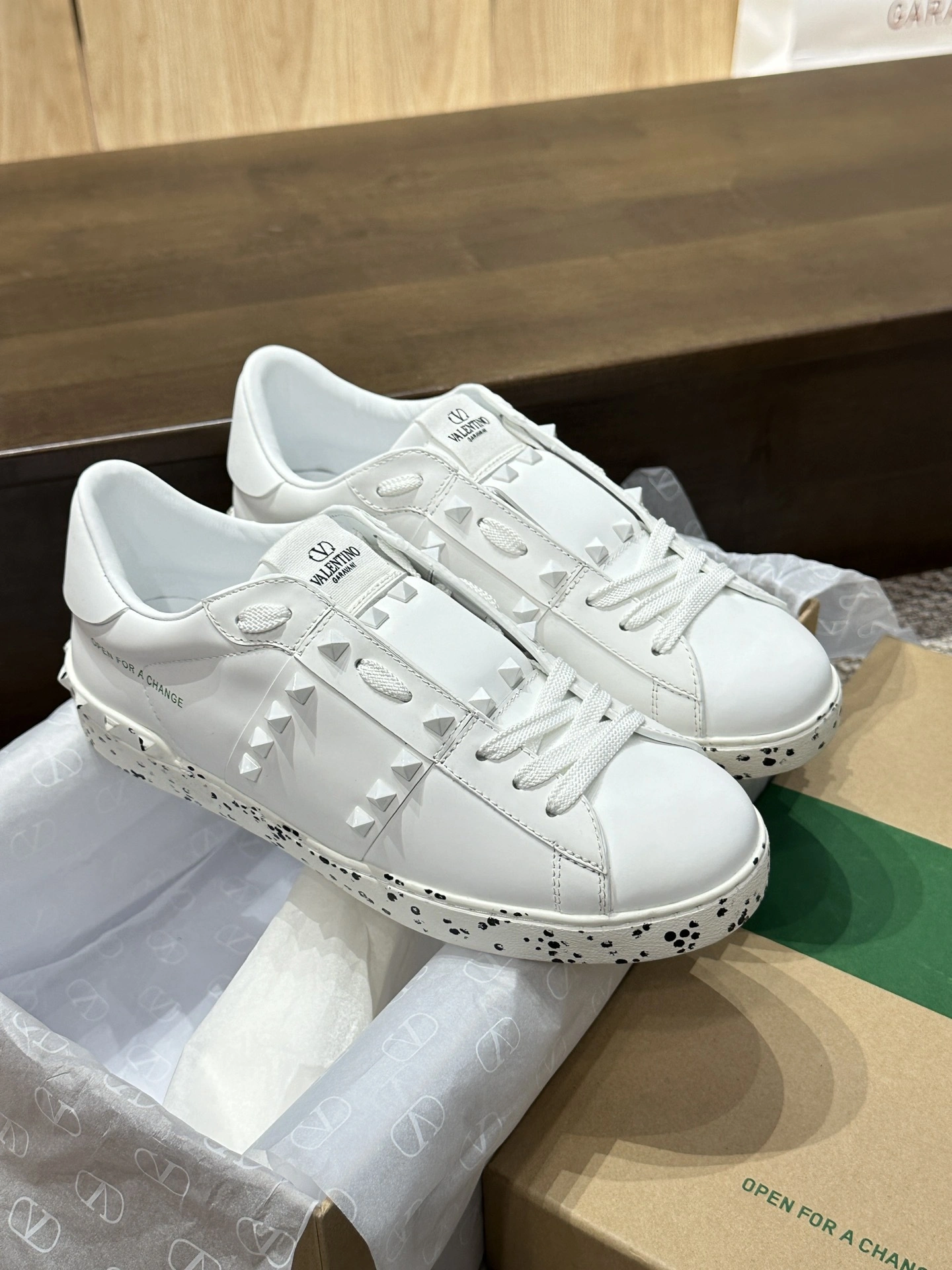 OOBB- 1W2S0A01PZQ0BO cowhide item: D-X158B2387
