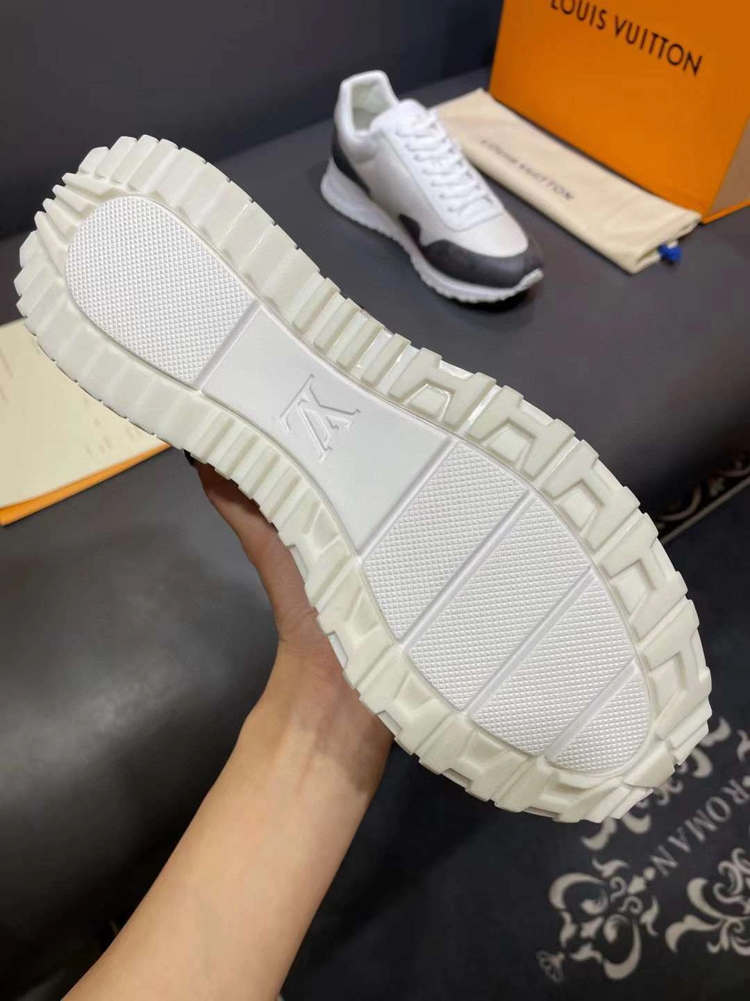 &*OOBB- 2021 RUN AWAY 2colour item : 301X40E3115
