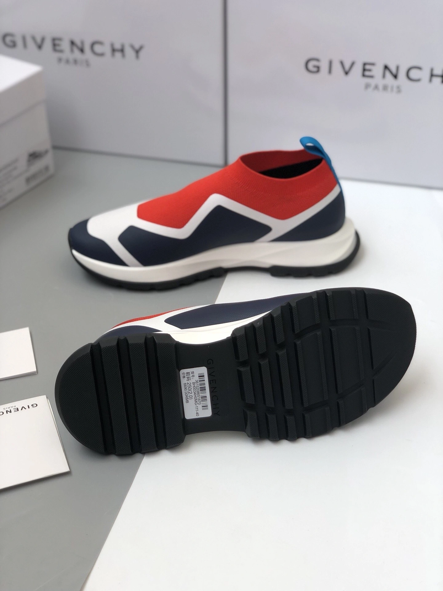 OOBB- •2022 Spectre item:B-X185E2710