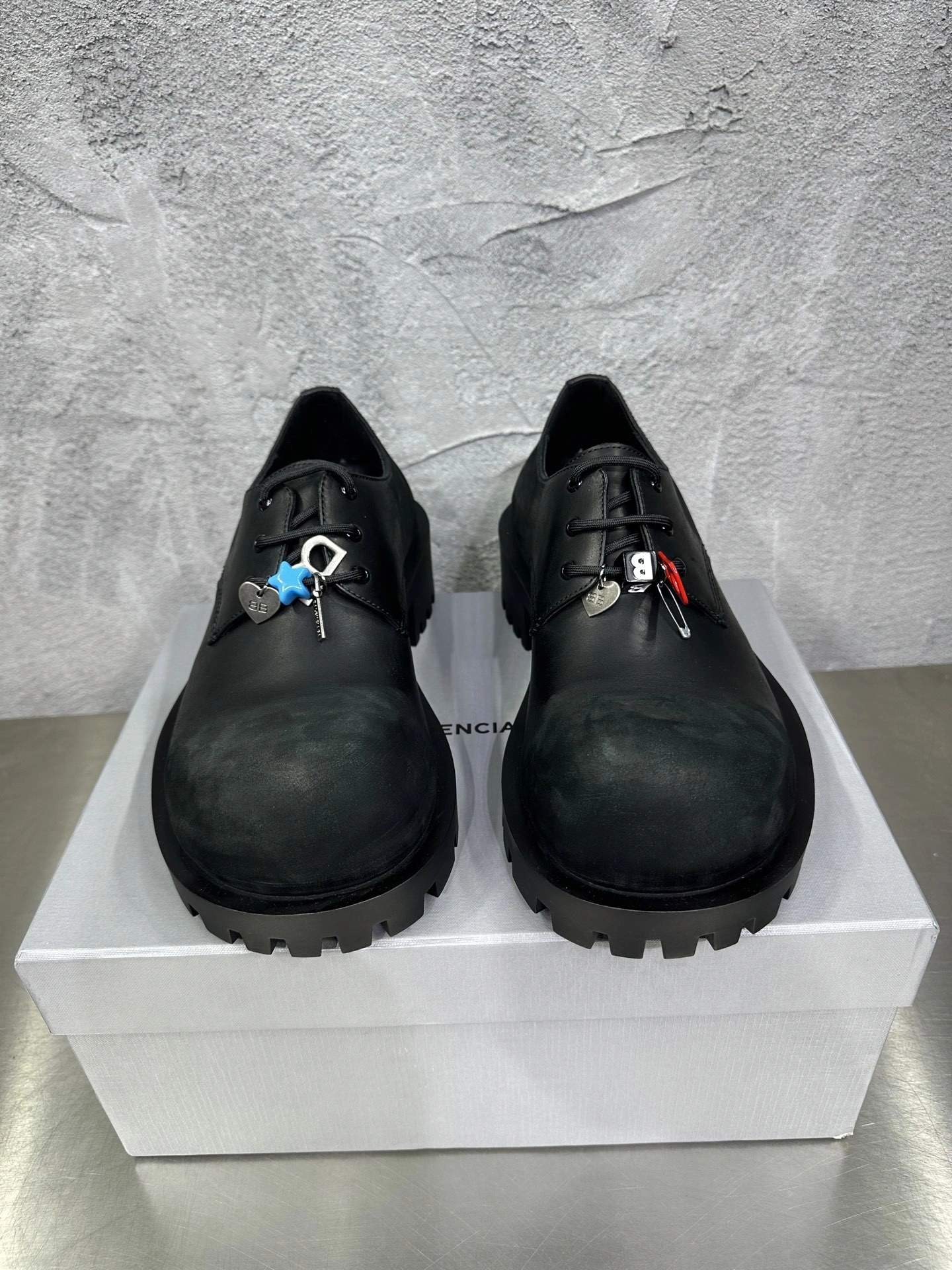 OOBB- 218593i161 786136WCDA31080 cowhide item:E-X076I2319