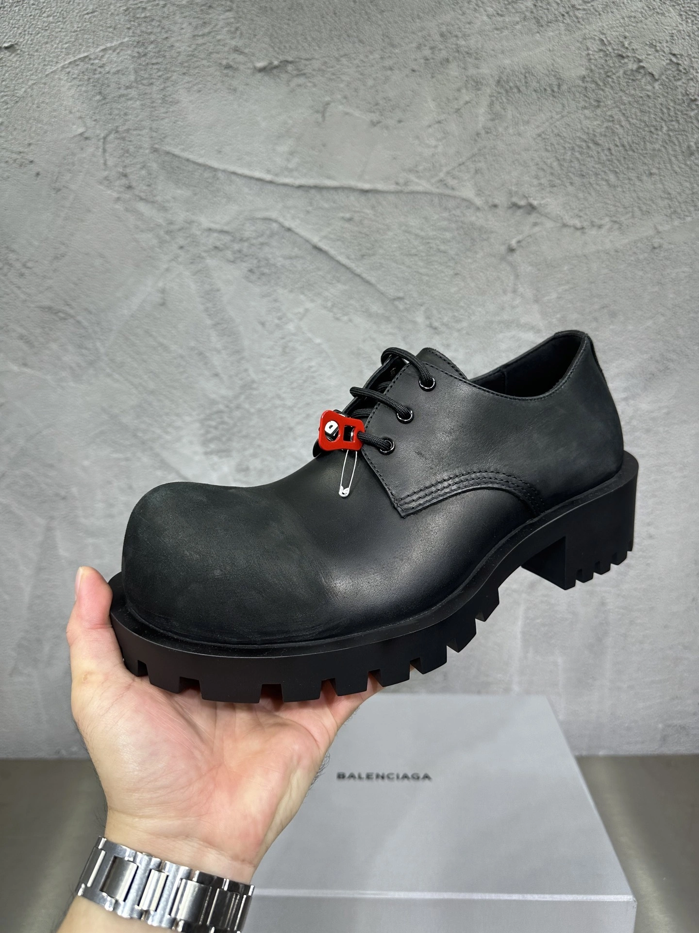 OOBB- 218593i161 786136WCDA31080 cowhide item:E-X076I2319