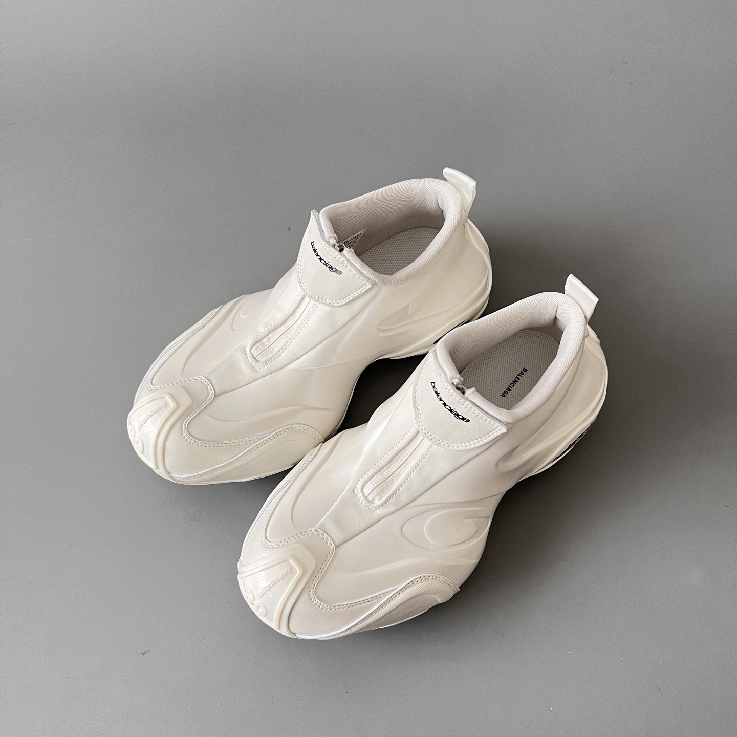 OOBB- 218593i161 824909WBKB9000 item:F-X300A2404B