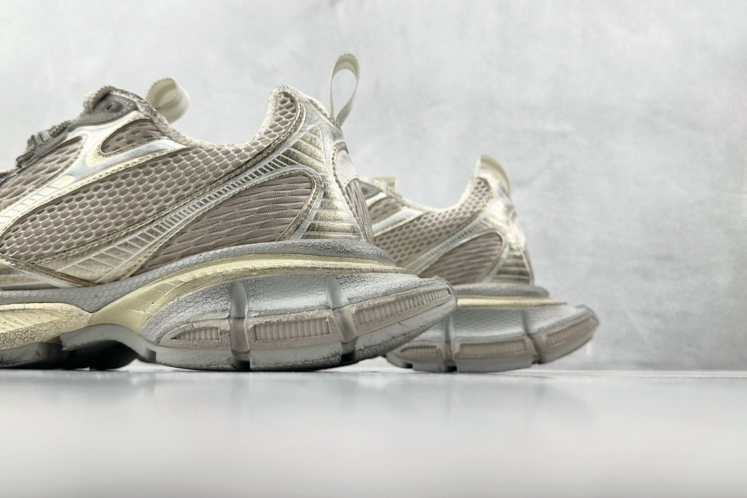 OOBB- 218593i161 POIZON20250715101114550 item:F-X811A2208B