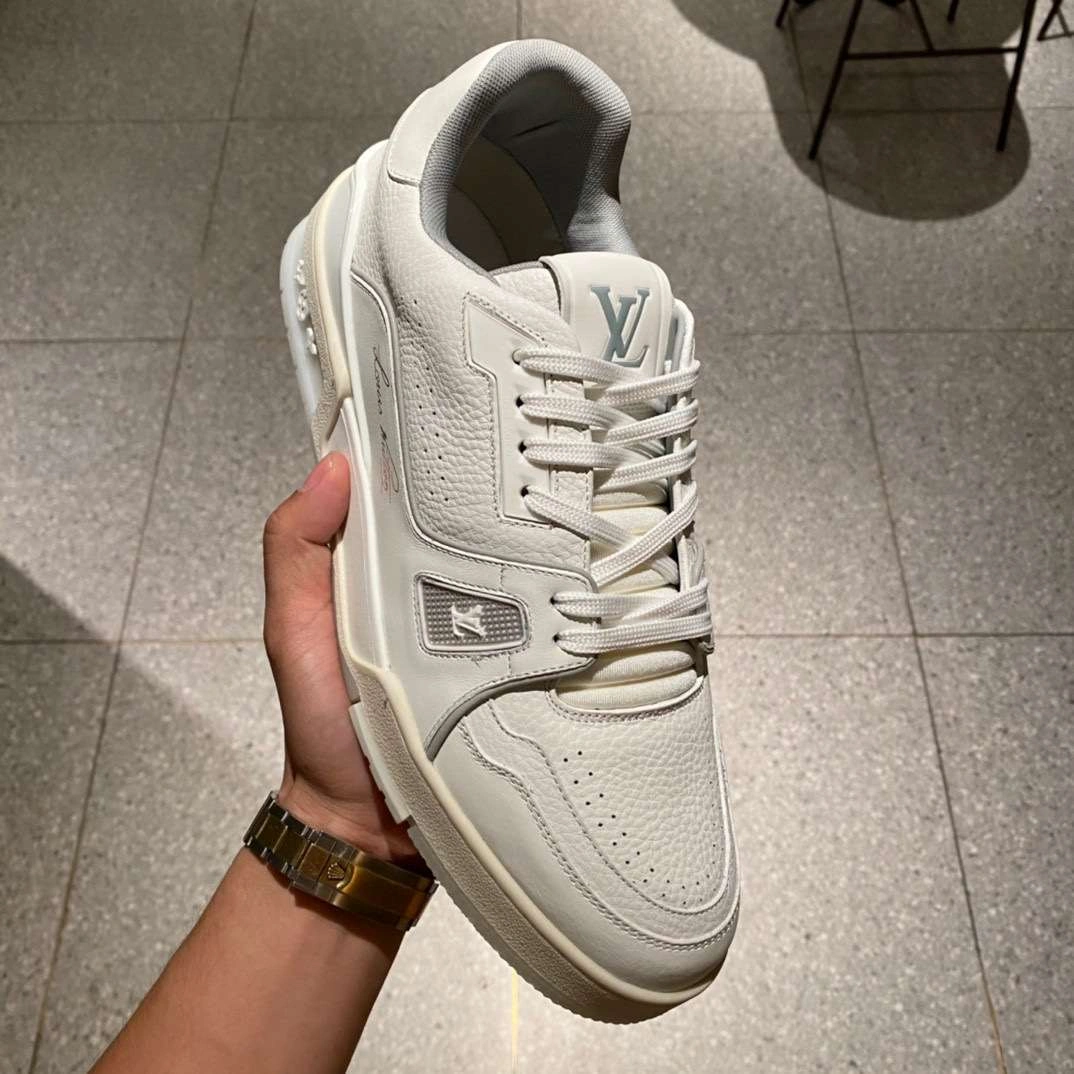 &OOBB- 21ss TRAINER item : 301X52E1842