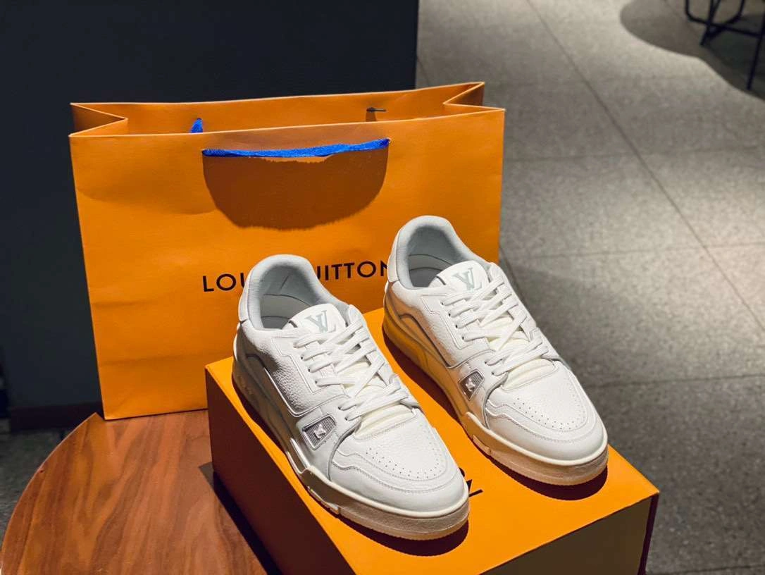 &OOBB- 21ss TRAINER item : 301X52E1842