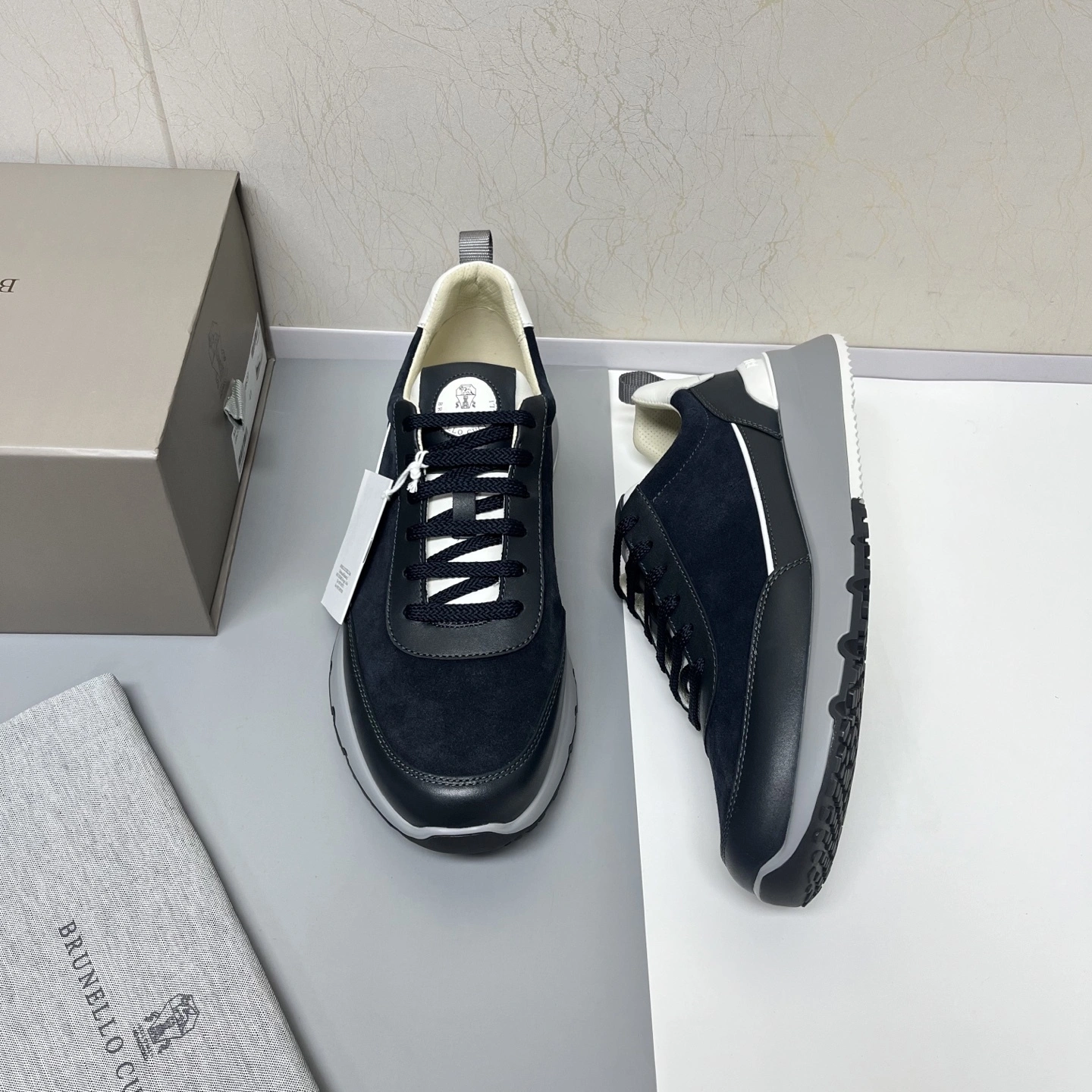 OOBB- 2ru9588o MZUSGGO278CJV06 cowhide item：E-X185J3821