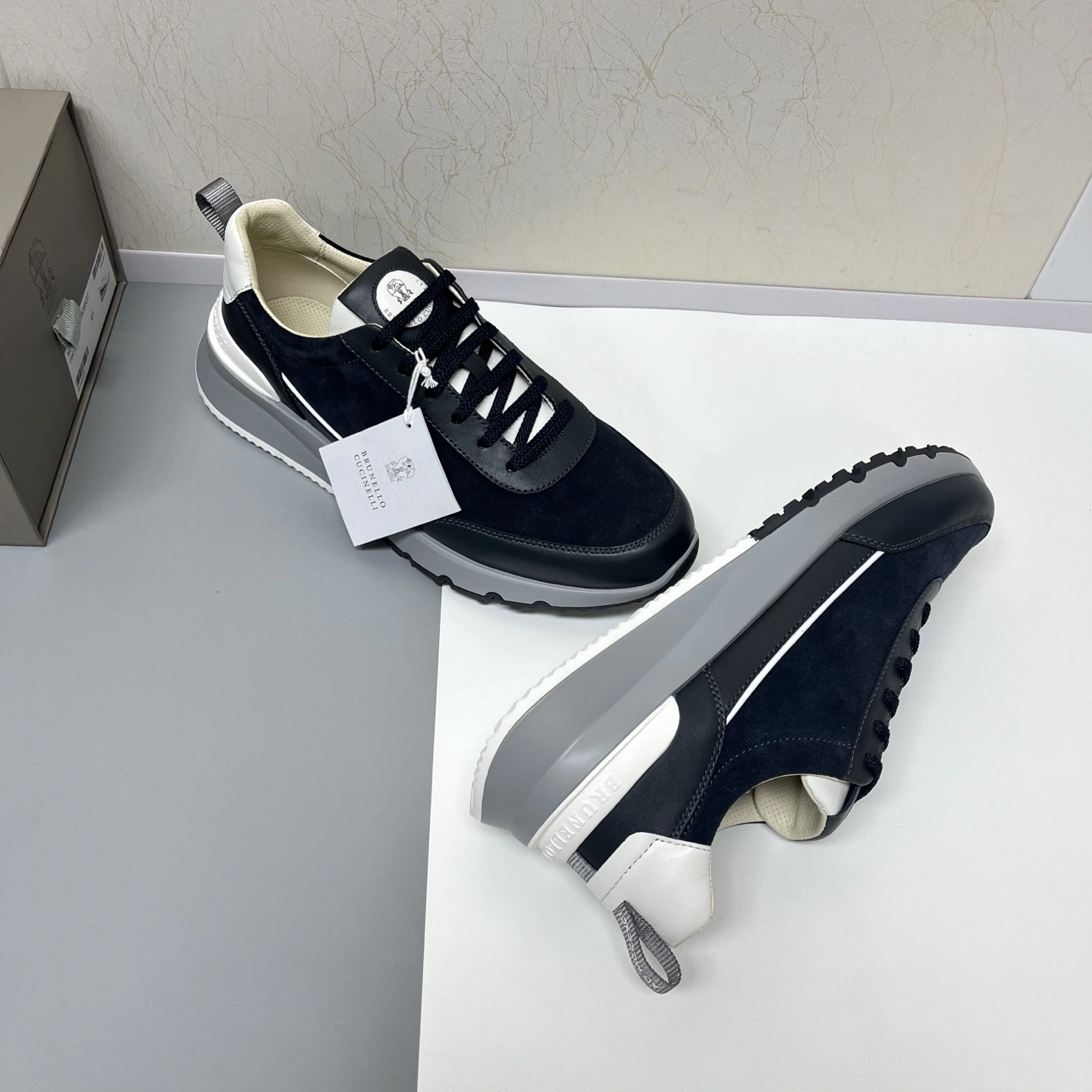 OOBB- 2ru9588o MZUSGGO278CJV06 cowhide item：E-X185J3821