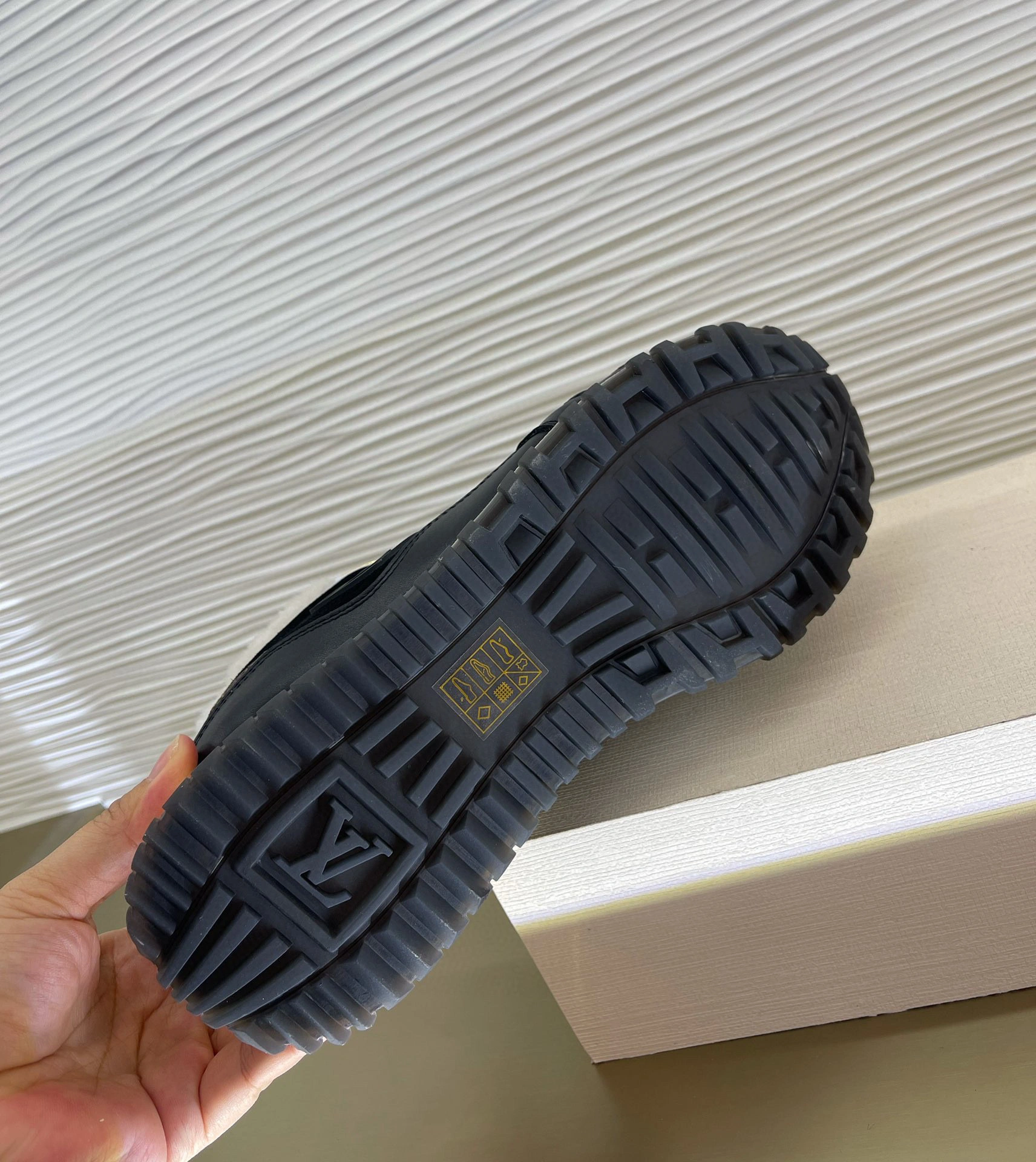OOBB--3Cm item : B-X050B2512