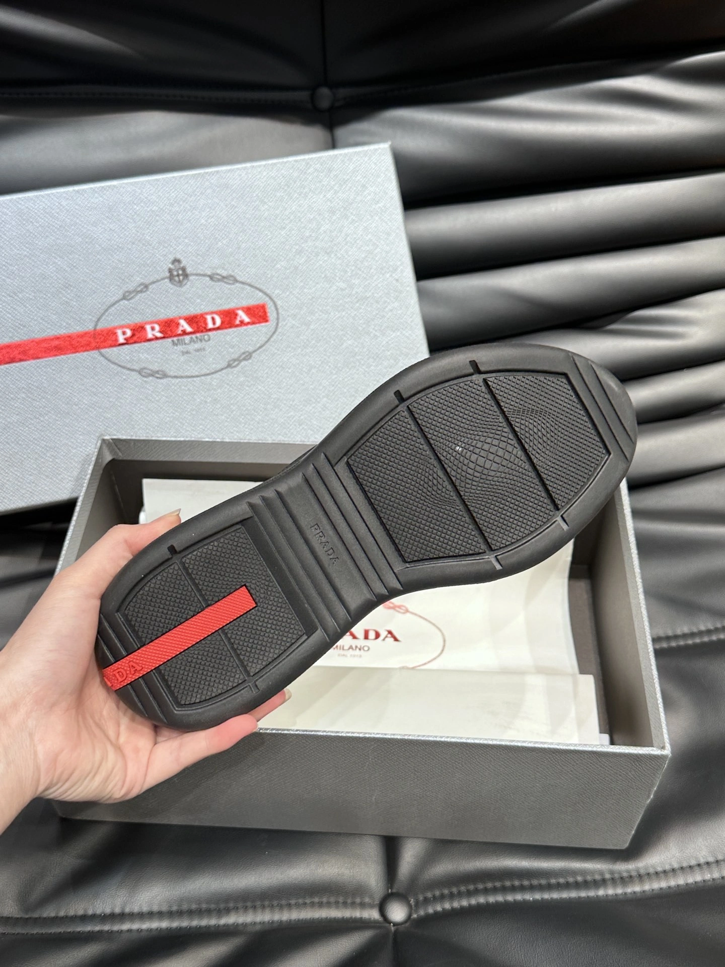 &OOBB--3E6500_3LLJ_F0002_F_025 4E6500_3LLJ_F0002_F_025 Calfskin item:D-X158M1138