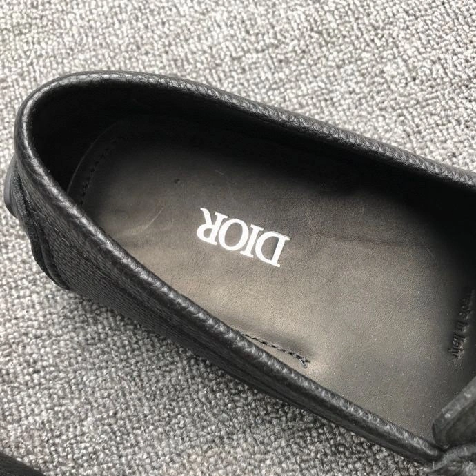 OOBB- 3LO102YJK_900 item:B-X301D2803H