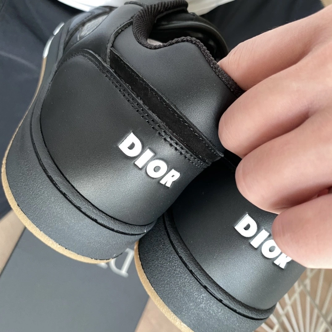 OOBB- 3SN272ZLO_H961 B27 World Tour item:B-X230D2619H