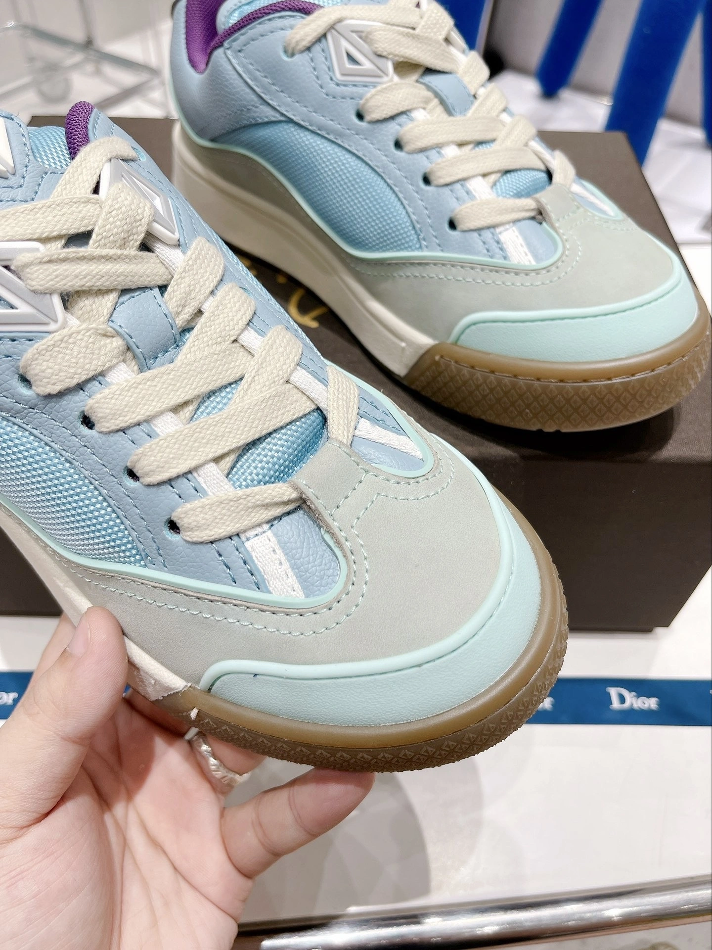 OOBB- 3SN281ZNV_H500 B713 Travis Scott 713 item:B-X076H2008H