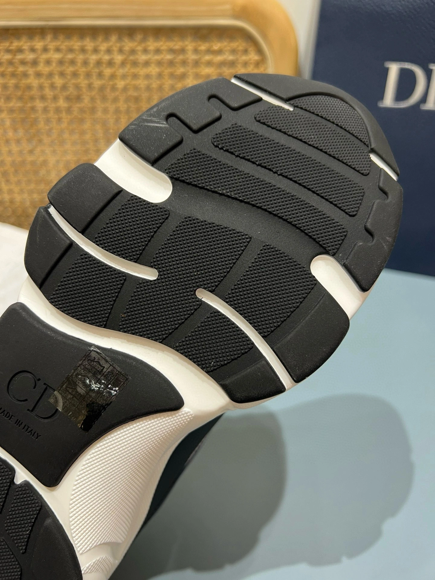 OOBB--4ior 3SN231YUL_H569 cowhide B22 item:F-X430A0130B